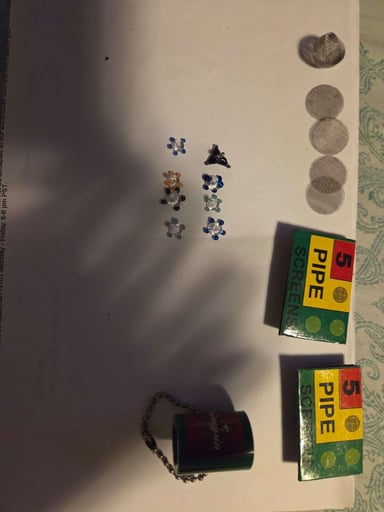 Preview pic of Glass Screens + Metal screens. Spliff Cutter