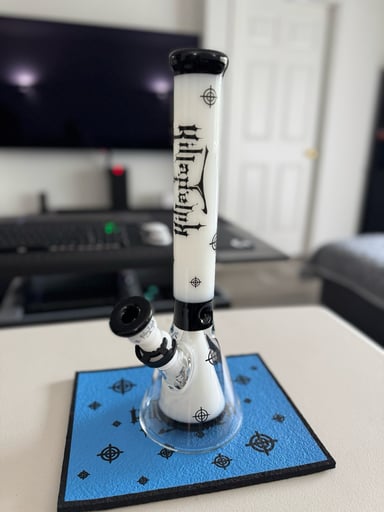 Preview pic of B&W Killadelph Mini Collins