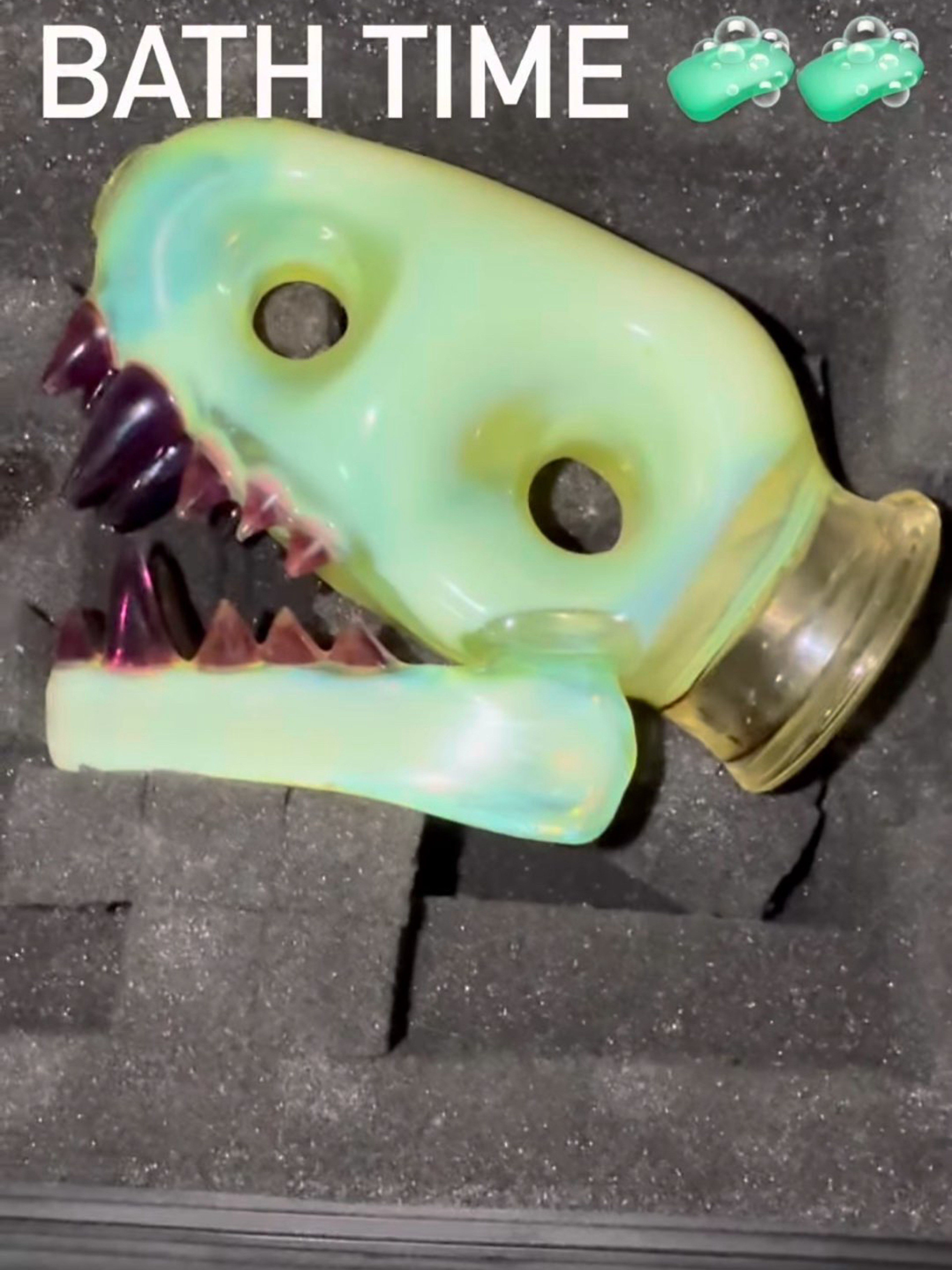 Preview pic of Puff co topper enuff glass