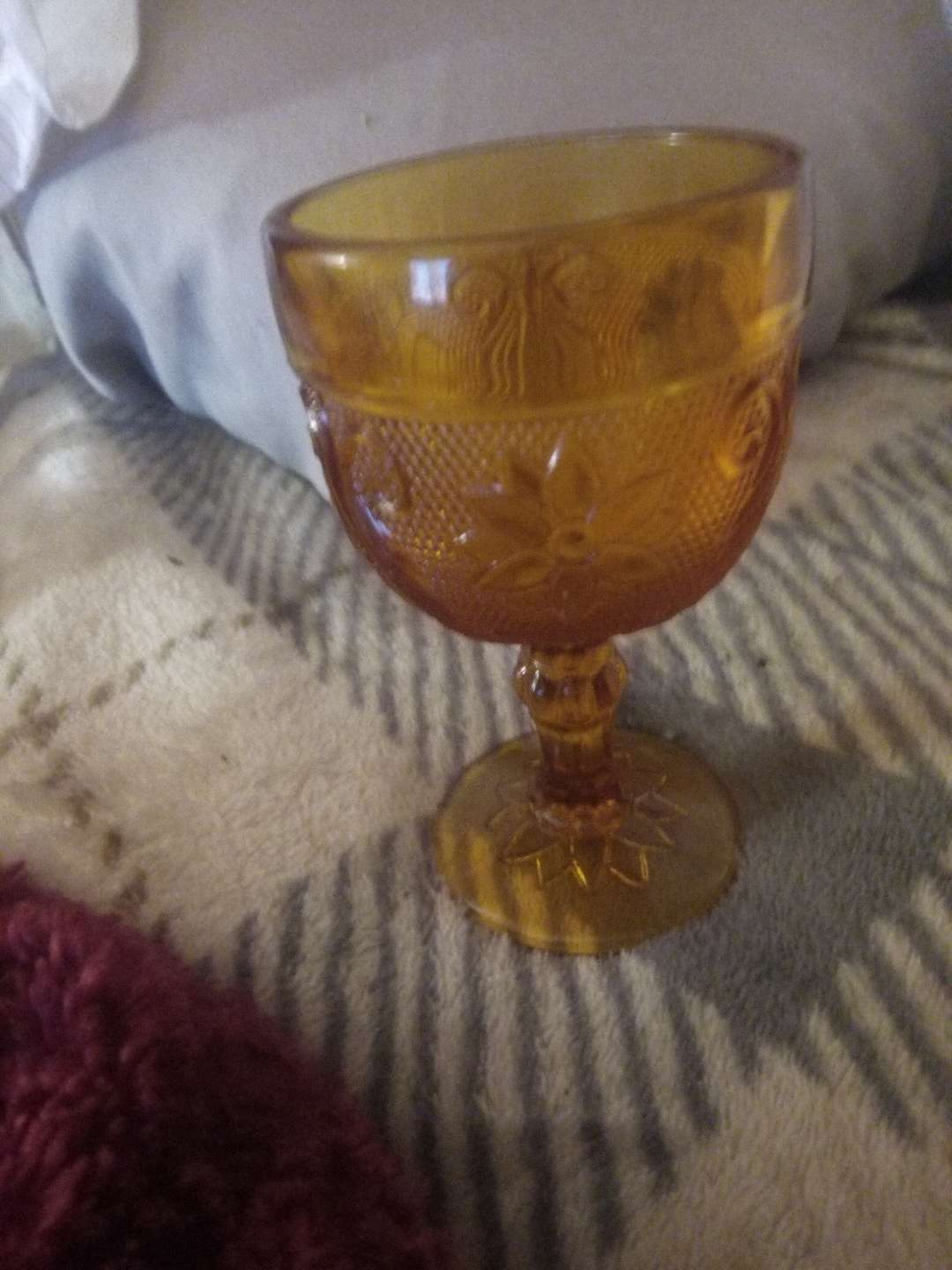 Preview pic of Amber tiara Indian glass