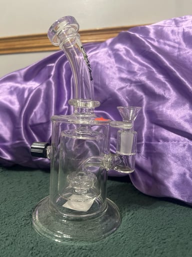 Preview pic of Clover glass