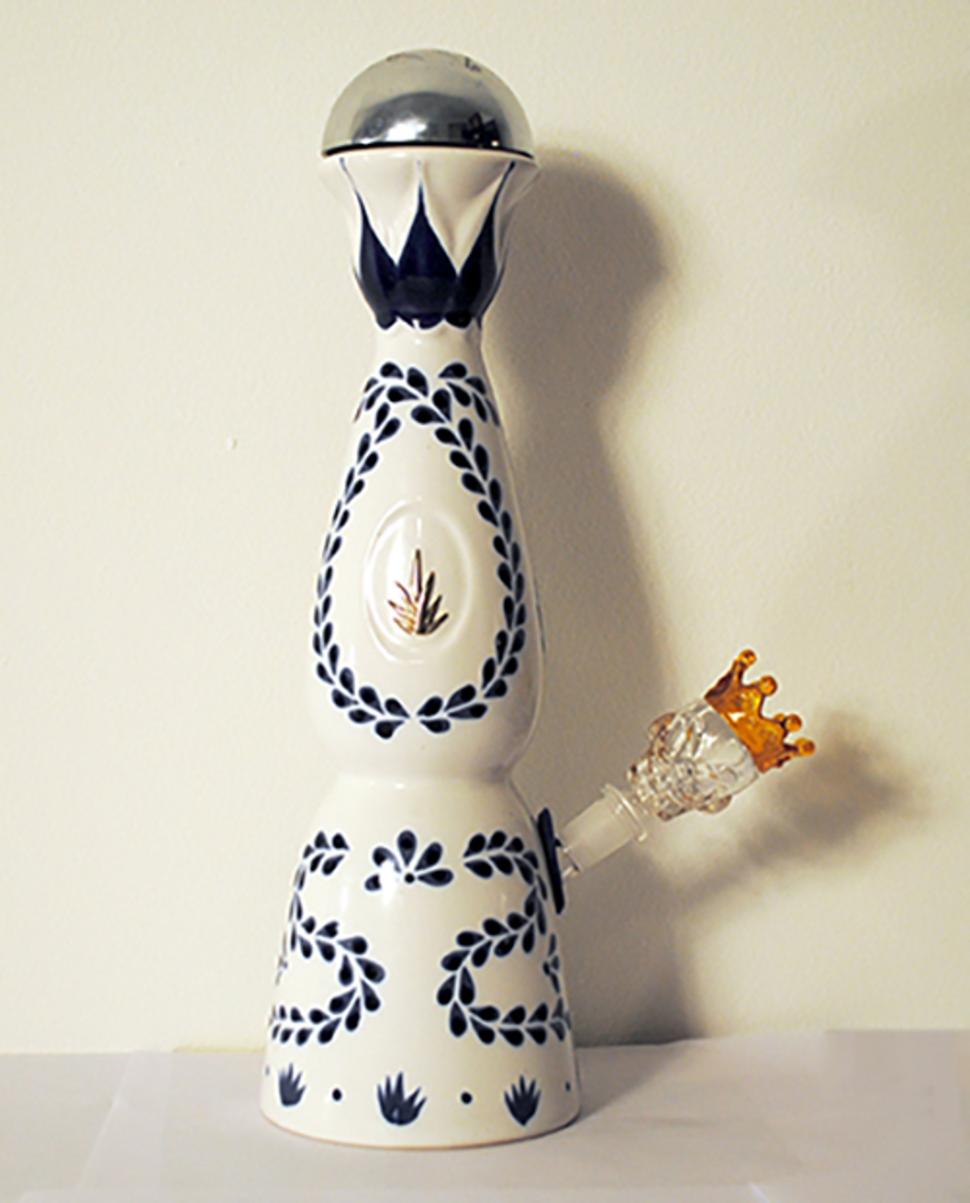 Preview pic of Clase Azul Bong - Fully Assembled - Dab Compatible