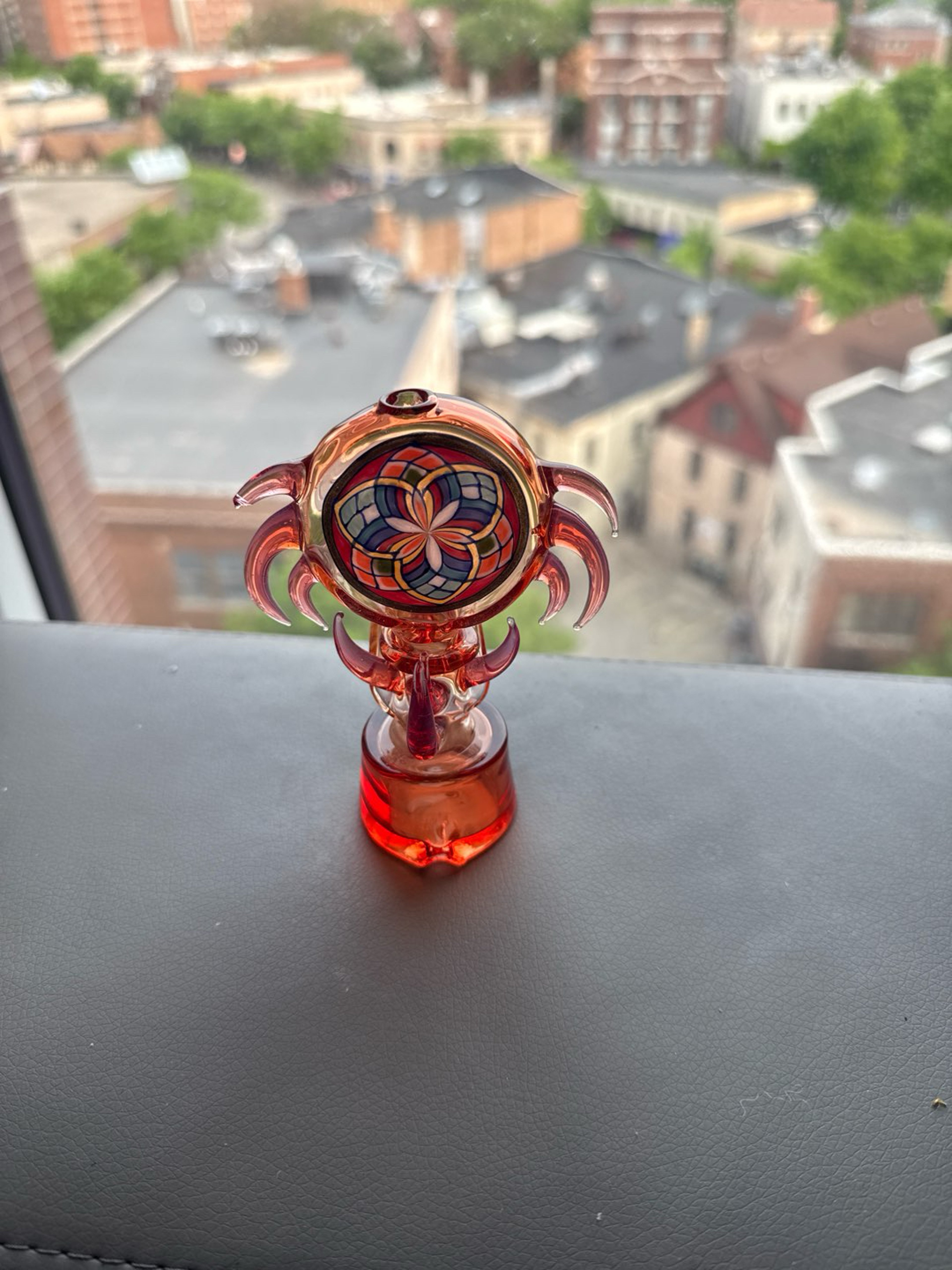 Preview pic of Puffco Topper Freek Glass