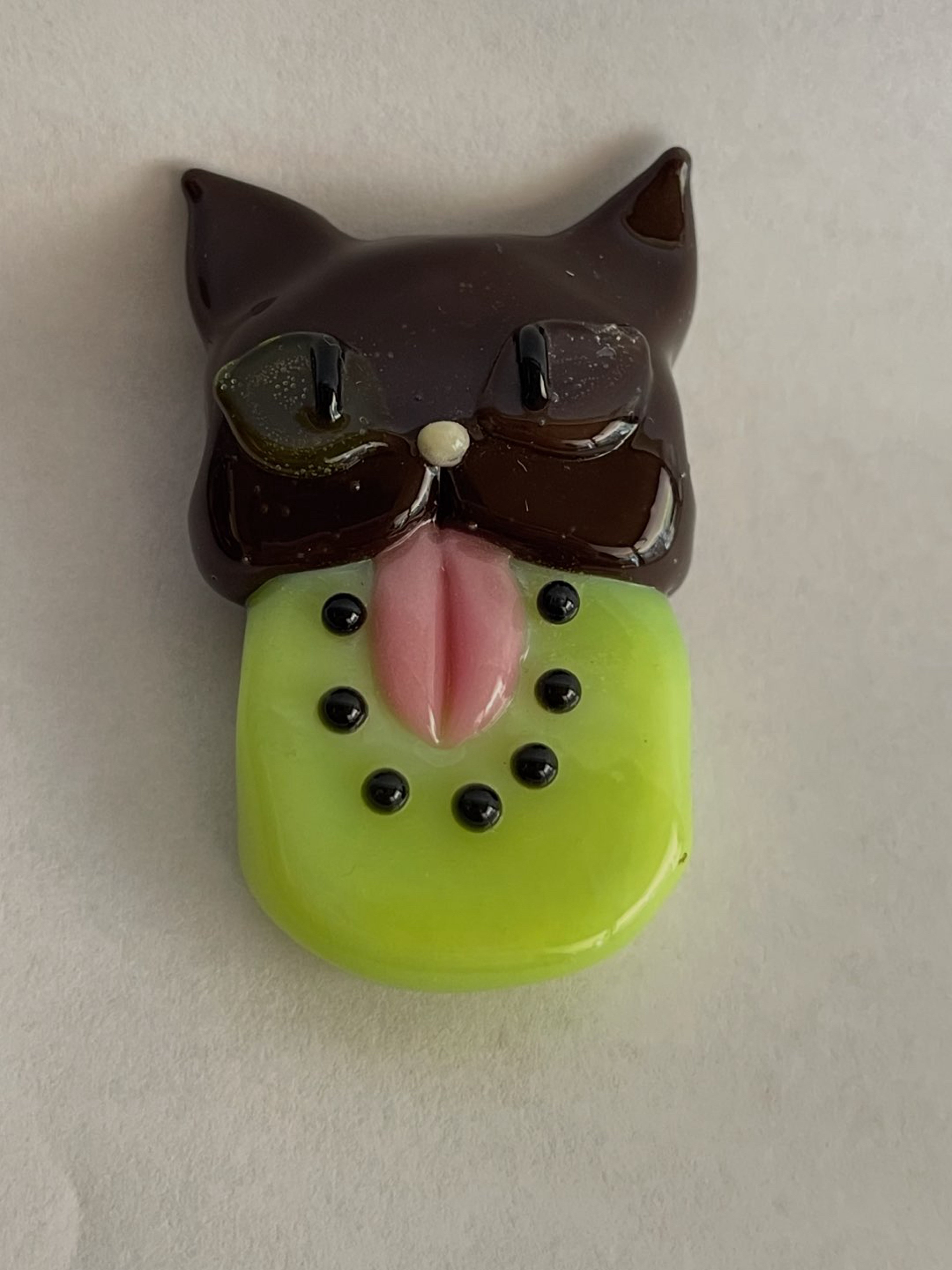 Preview pic of Saki Cat/Kiwi Pendant