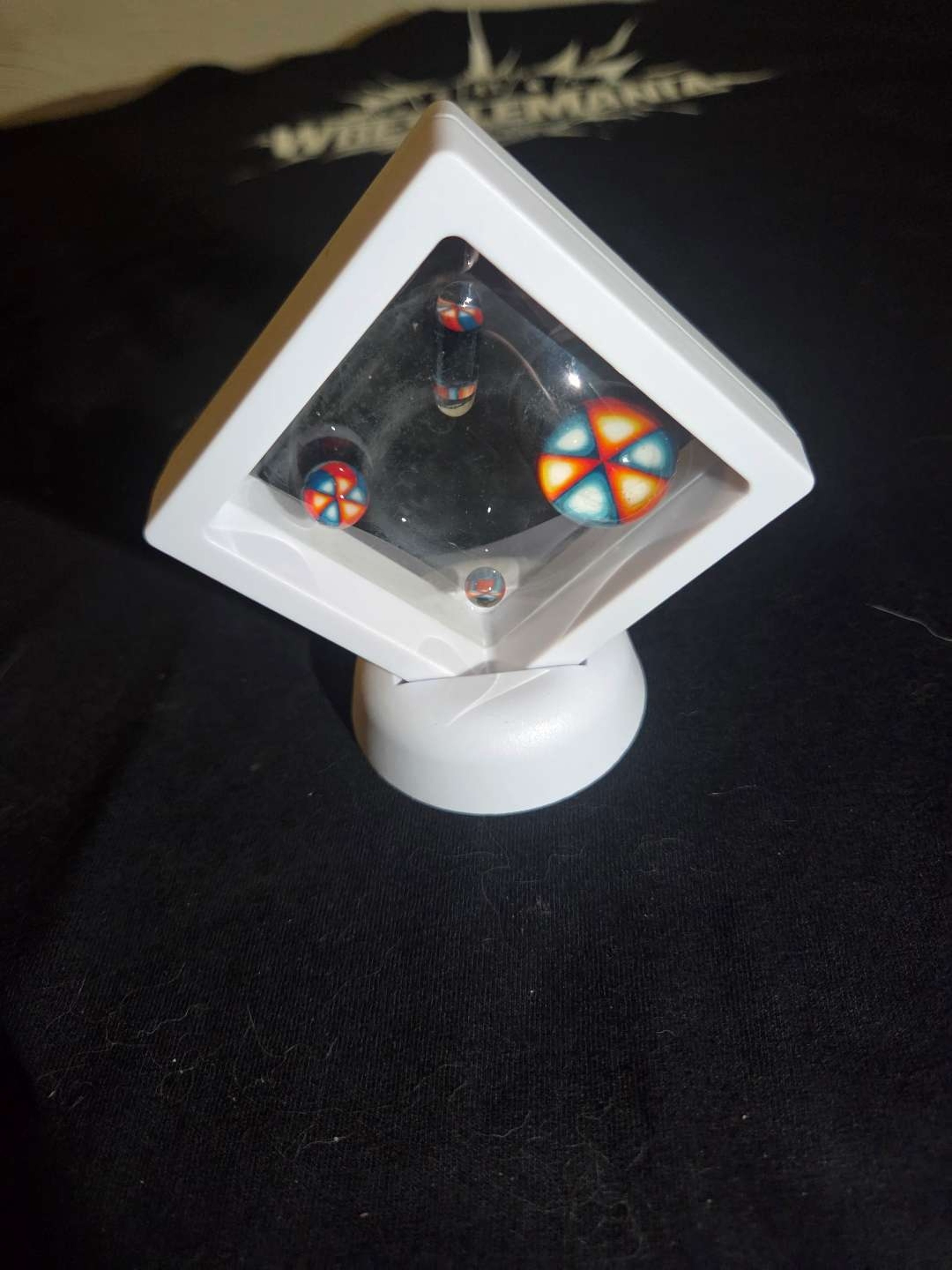Preview pic of Upgrade Glass Fire and Ice Pinwheel Slurper Set