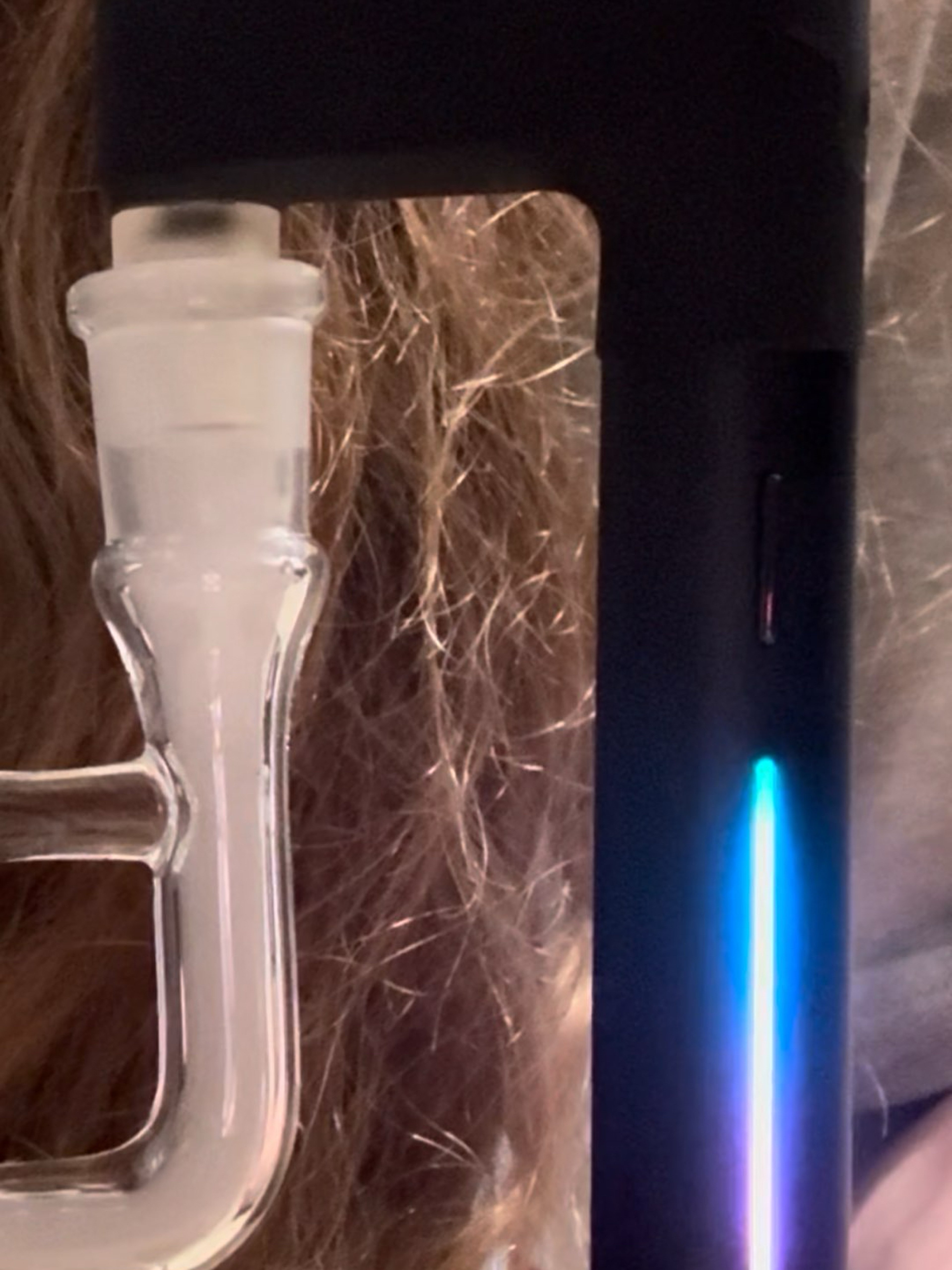 Preview pic of Puffco pivot with adapter
