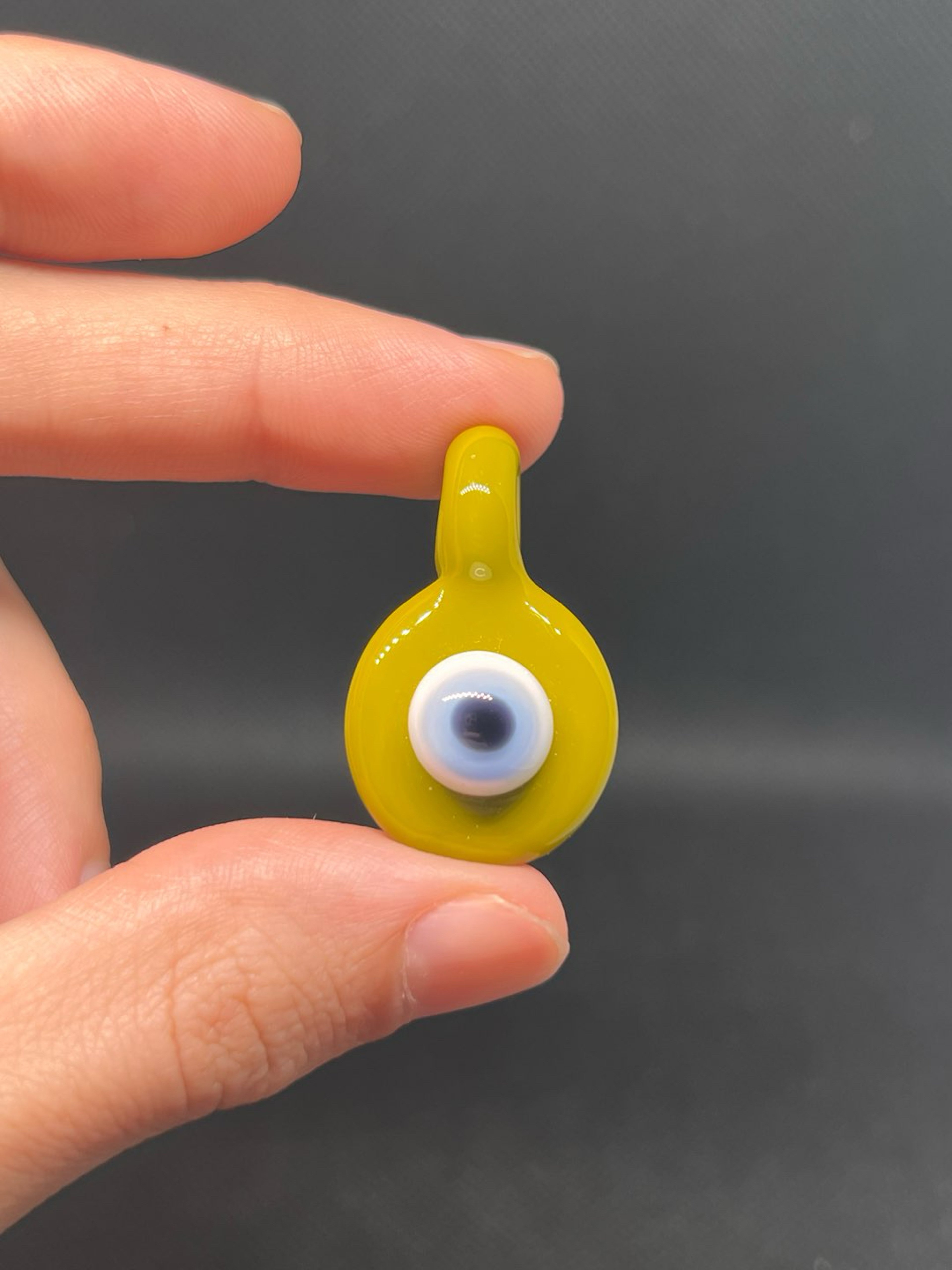 Preview pic of Eyeball pendant