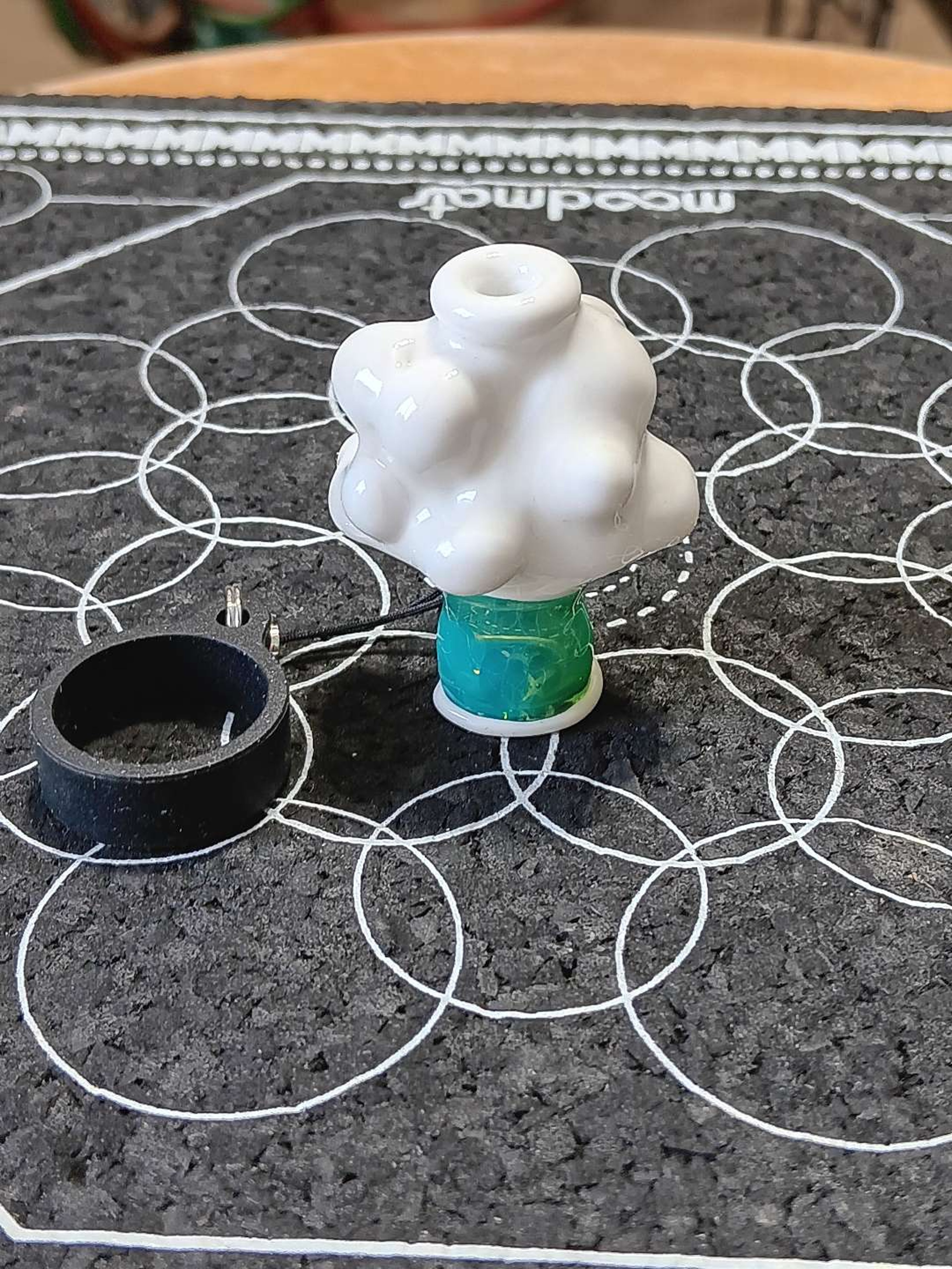 Preview pic of Fluffy cloud puffco pivot top with tether
