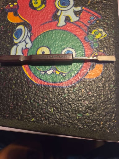 Preview pic of Mystic Timber Full Sized Straight Edge Dab Tool