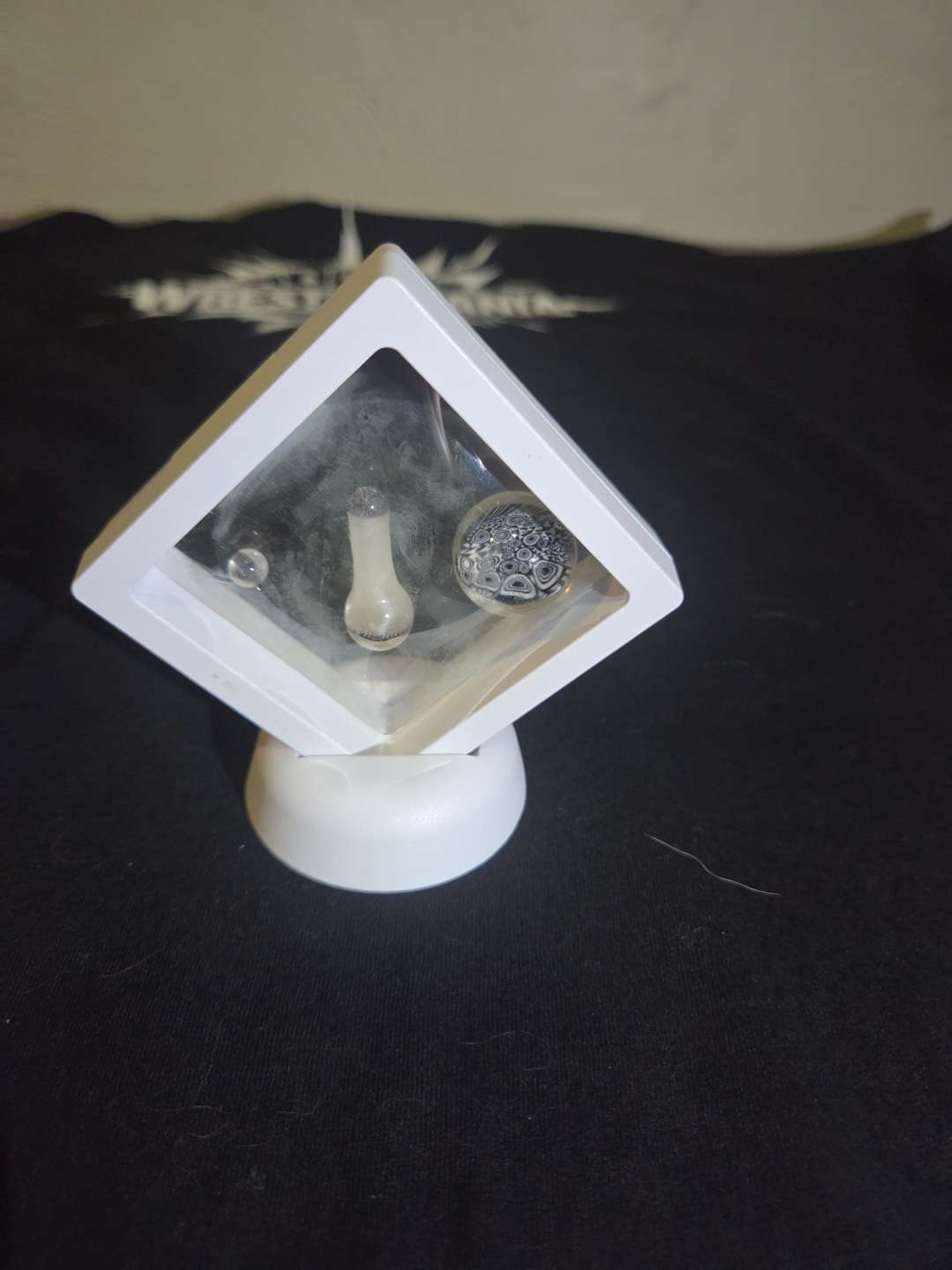 Preview pic of Upgrade Glass Black and White Terp Slurper Set