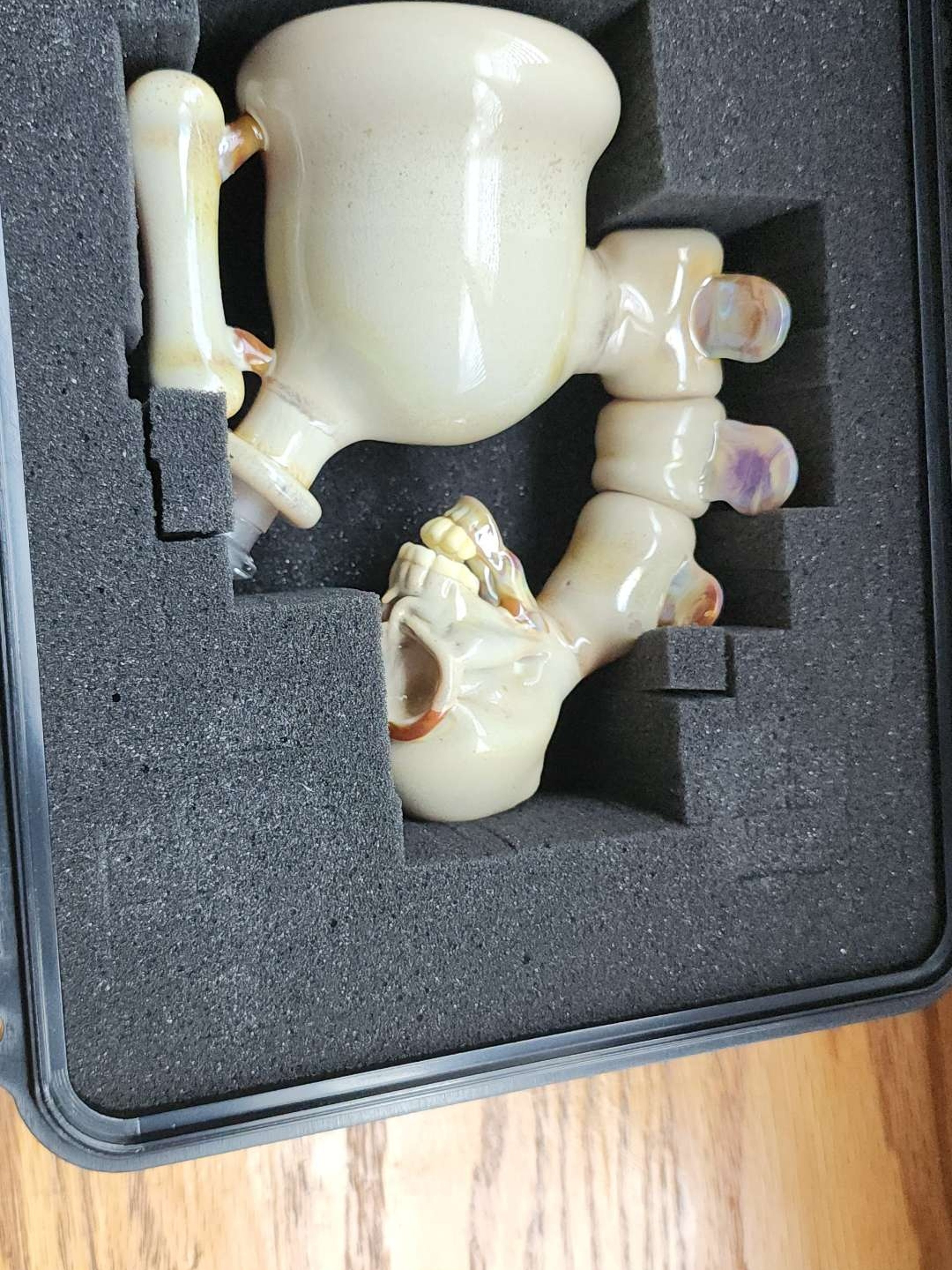 Preview pic of Djinnglass.     Skull rig