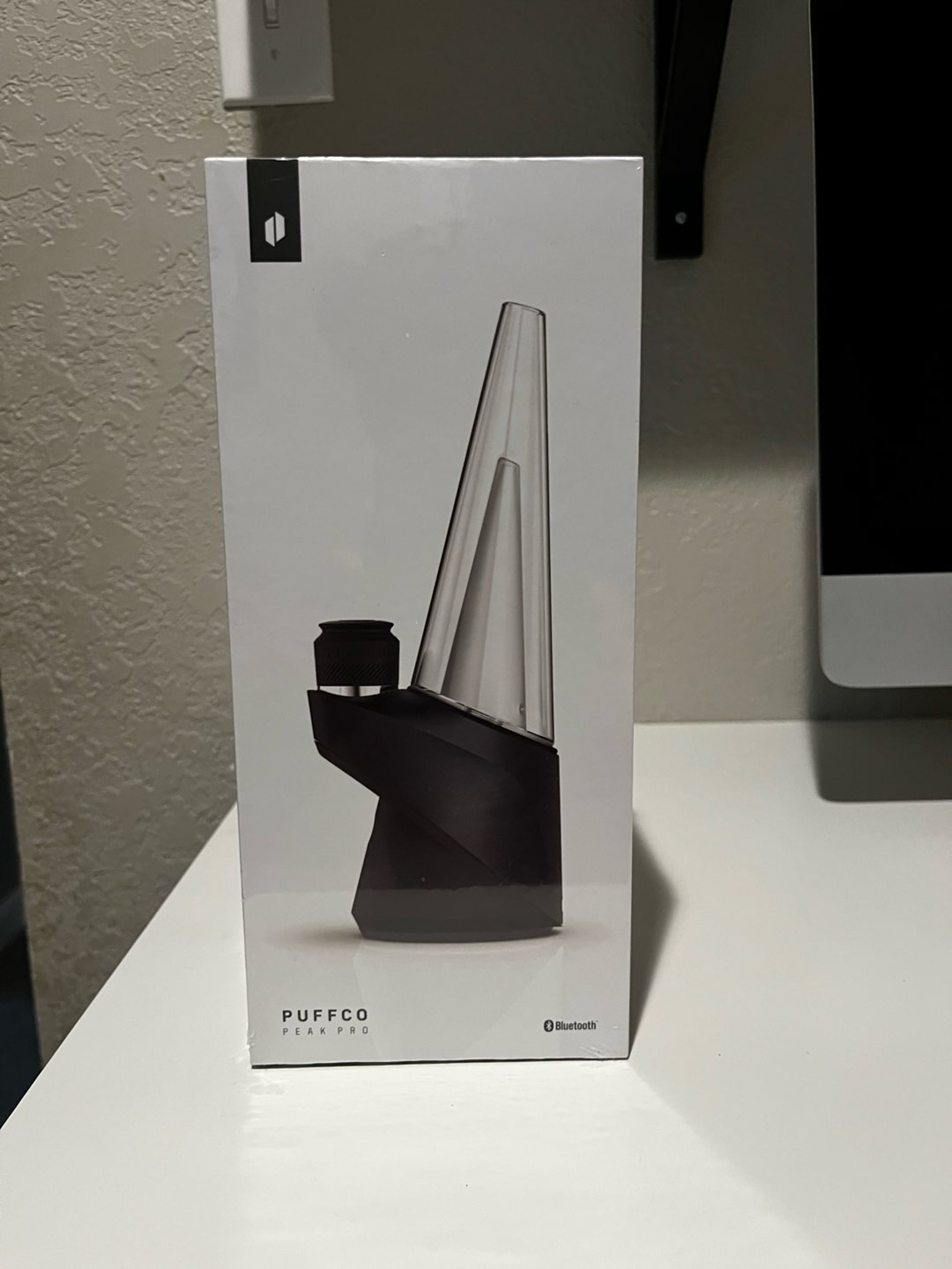 Preview pic of PuffCo Peak Pro