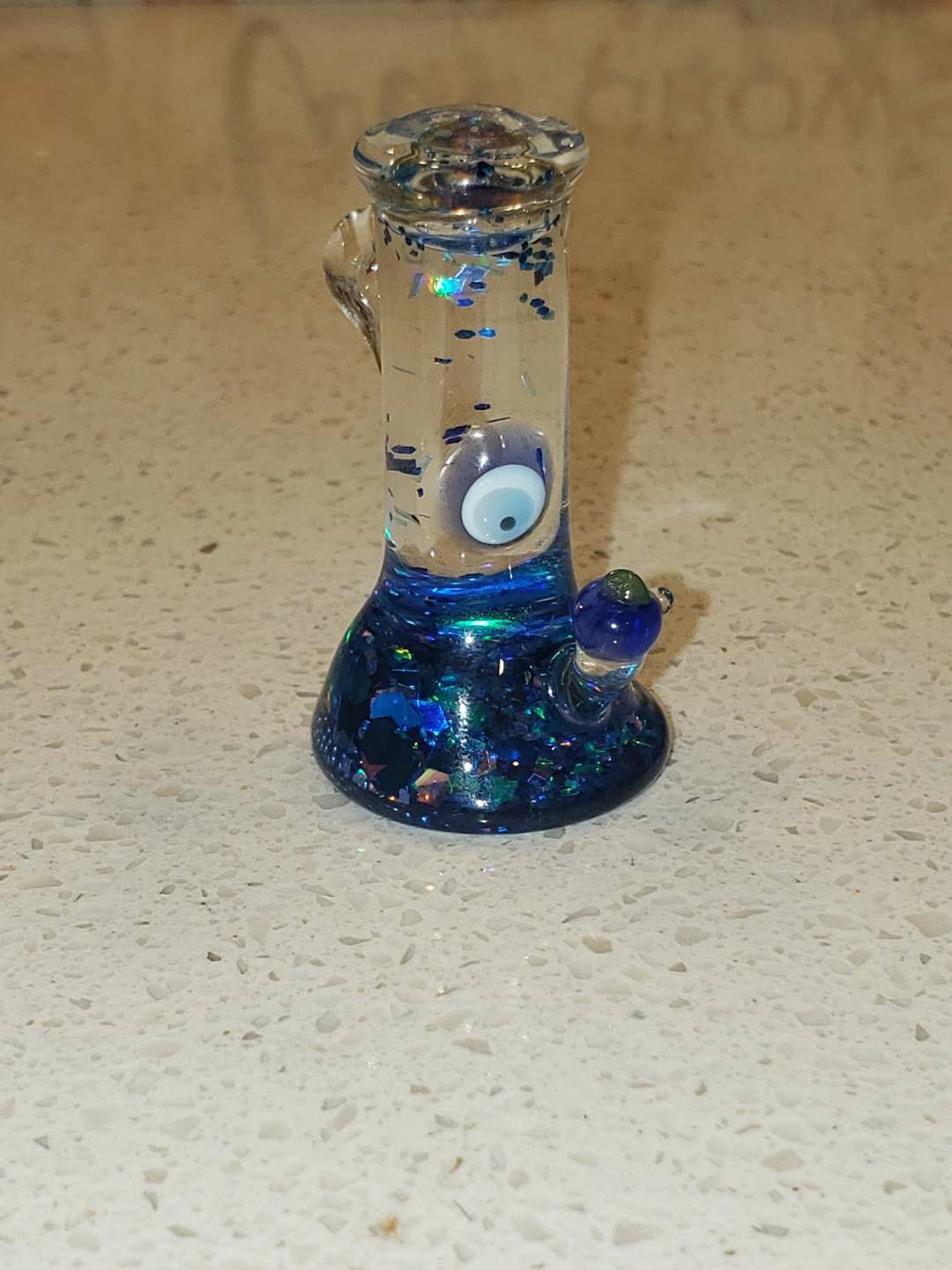 Preview pic of Evil eye bong