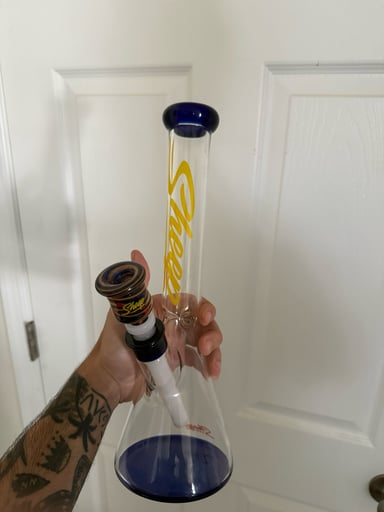 Preview pic of Mini beaker with full sized base
