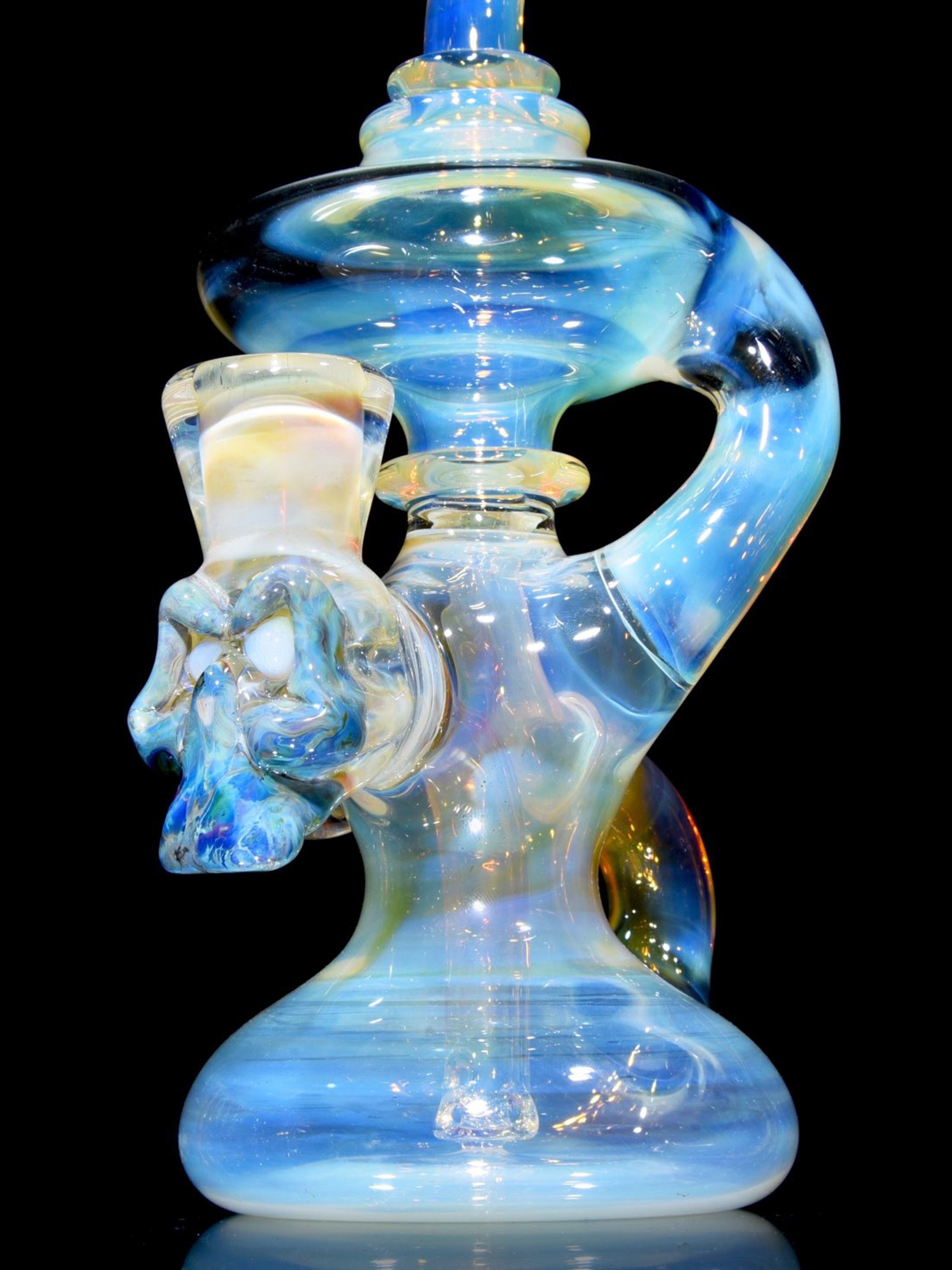Preview pic of Yeti Dabs - Fully-fumed Single Uptake Klein Recycler w/ Sculpted Skull Joint - 14mm Female