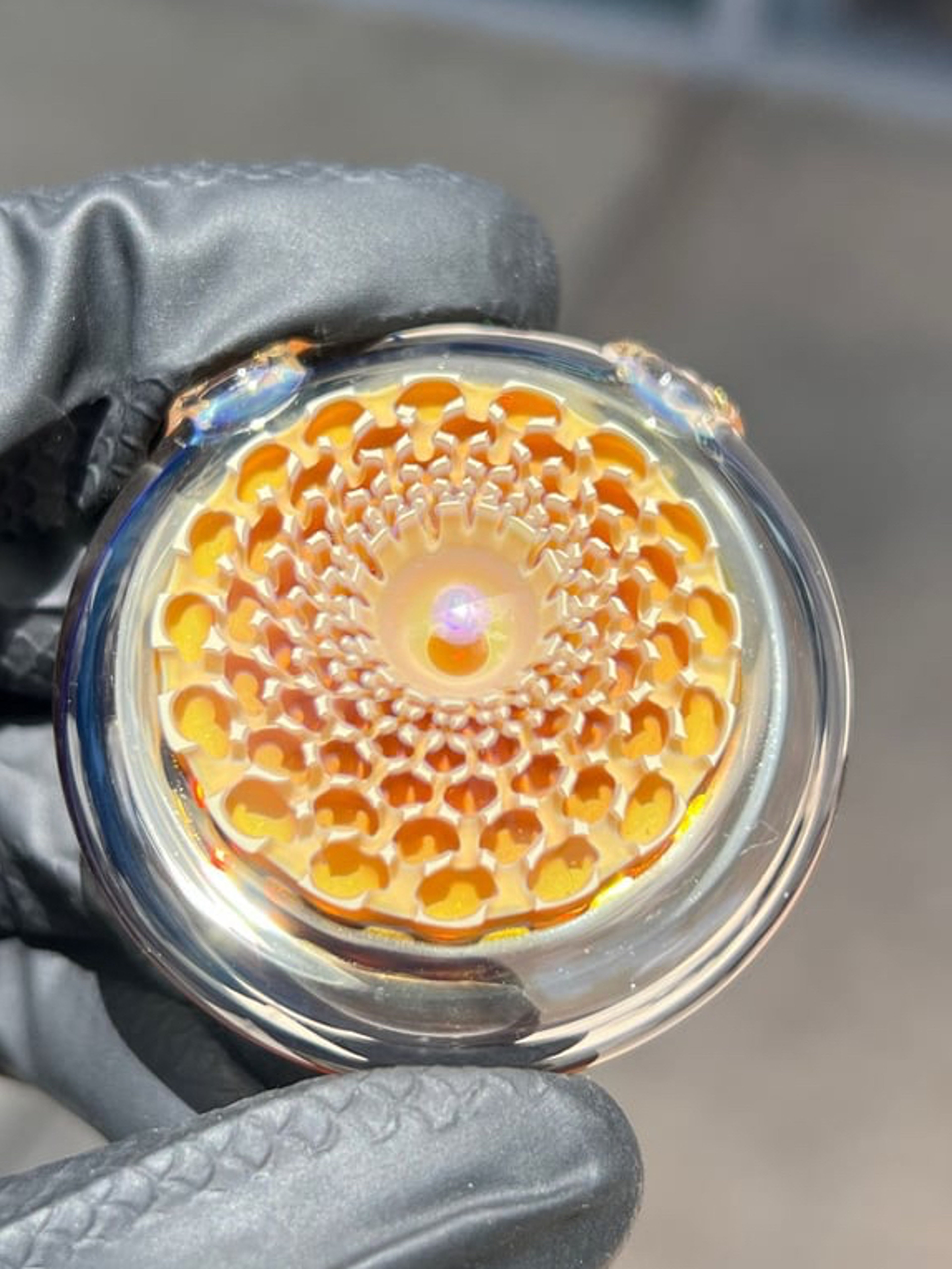 Preview pic of Yunk glass carved opal pendant