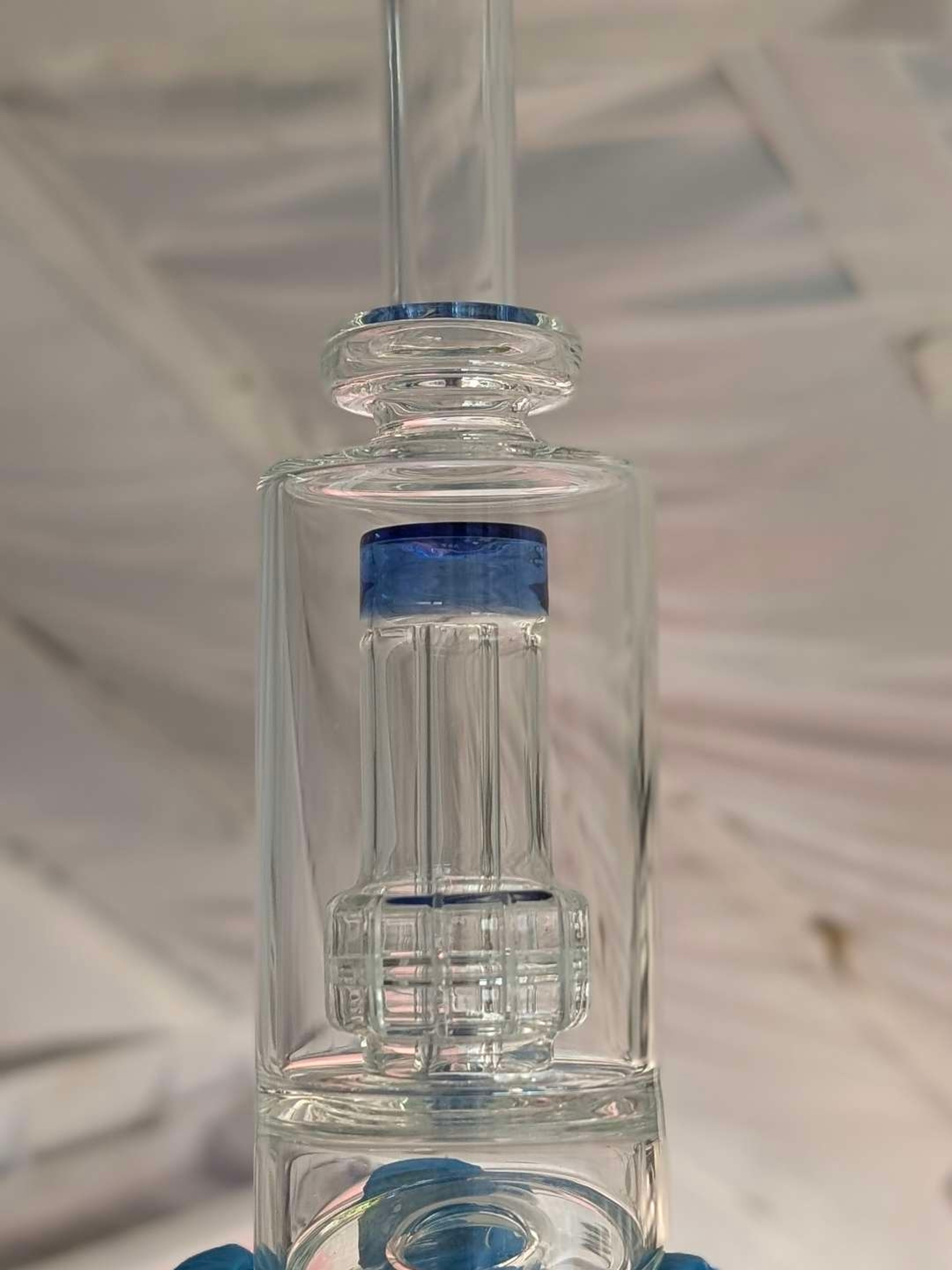 Preview pic of Puffco blue water bubbler