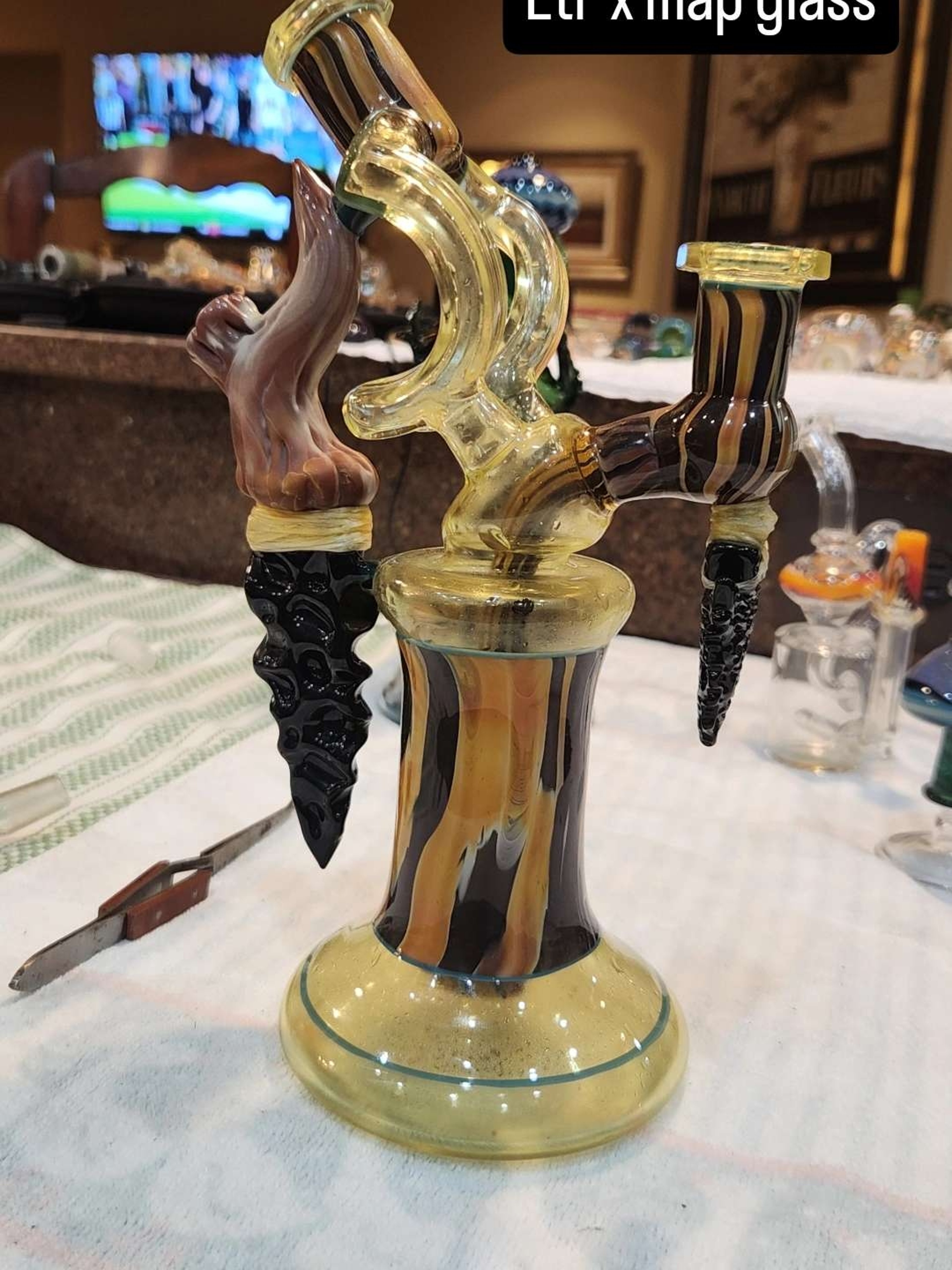 Preview pic of Elks that run x map glass