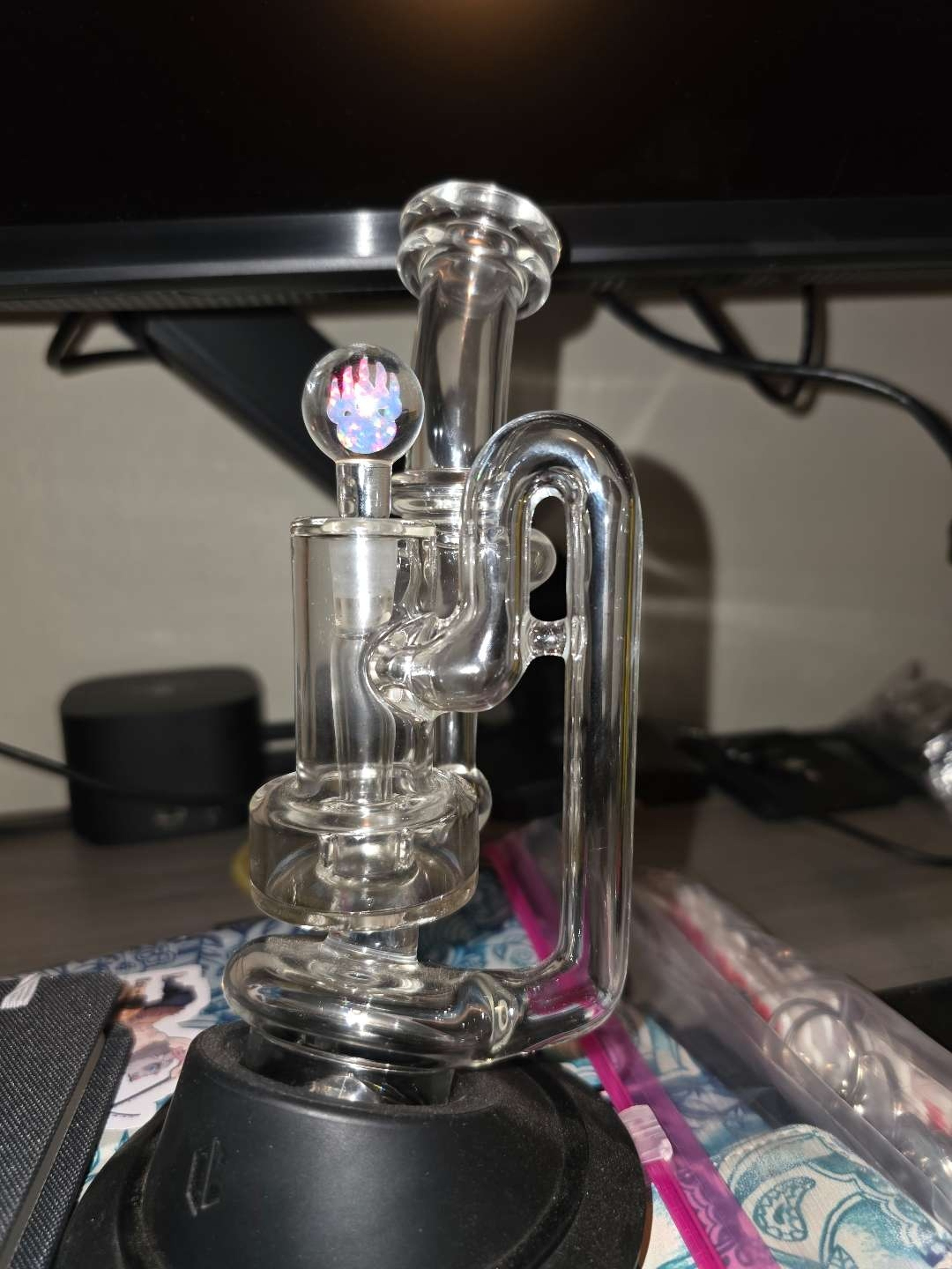 Preview pic of Puffco BMS RBR w/ Bear paw opal stopper