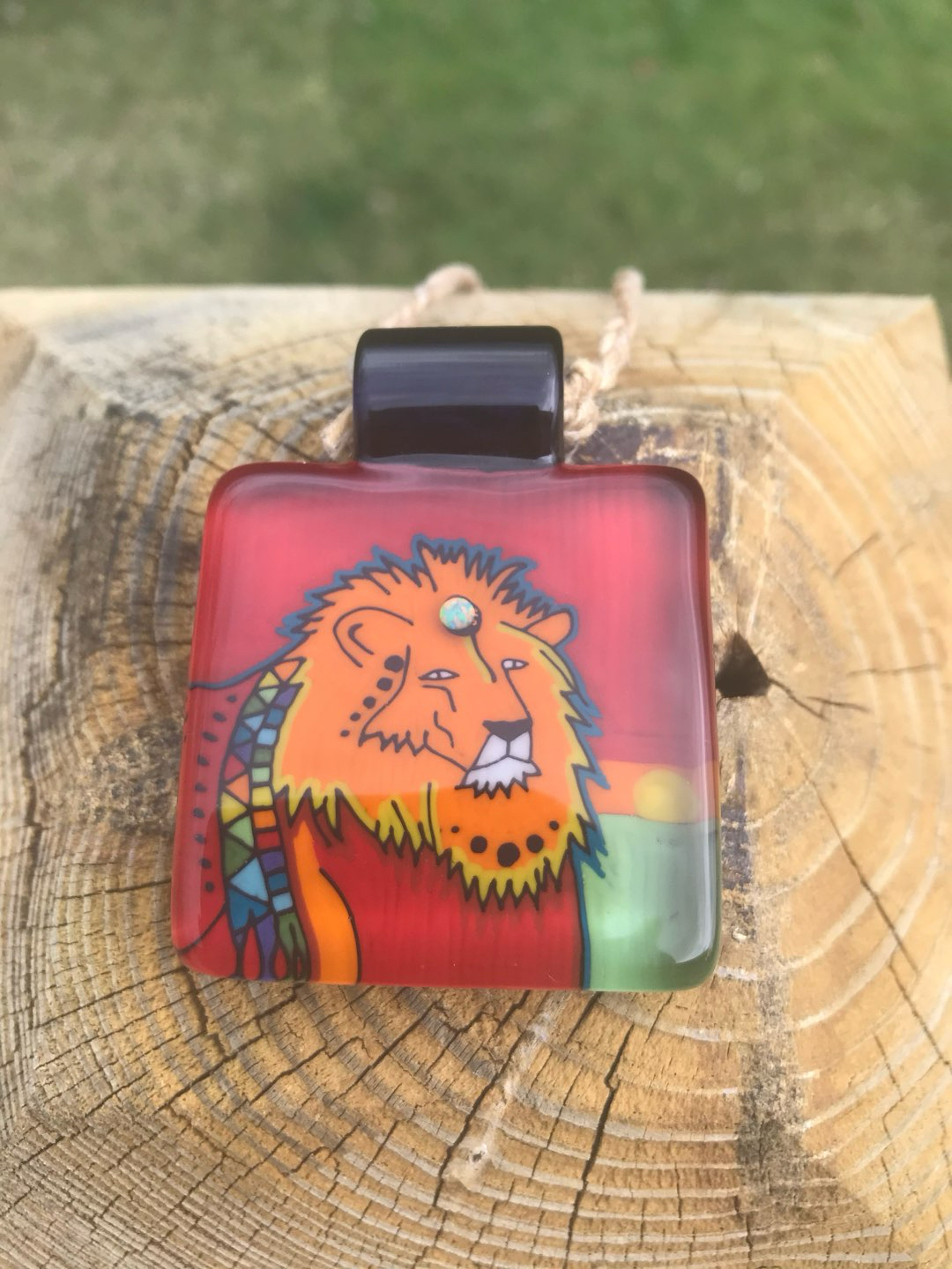 Preview pic of Kevin Murray Lion Pendant