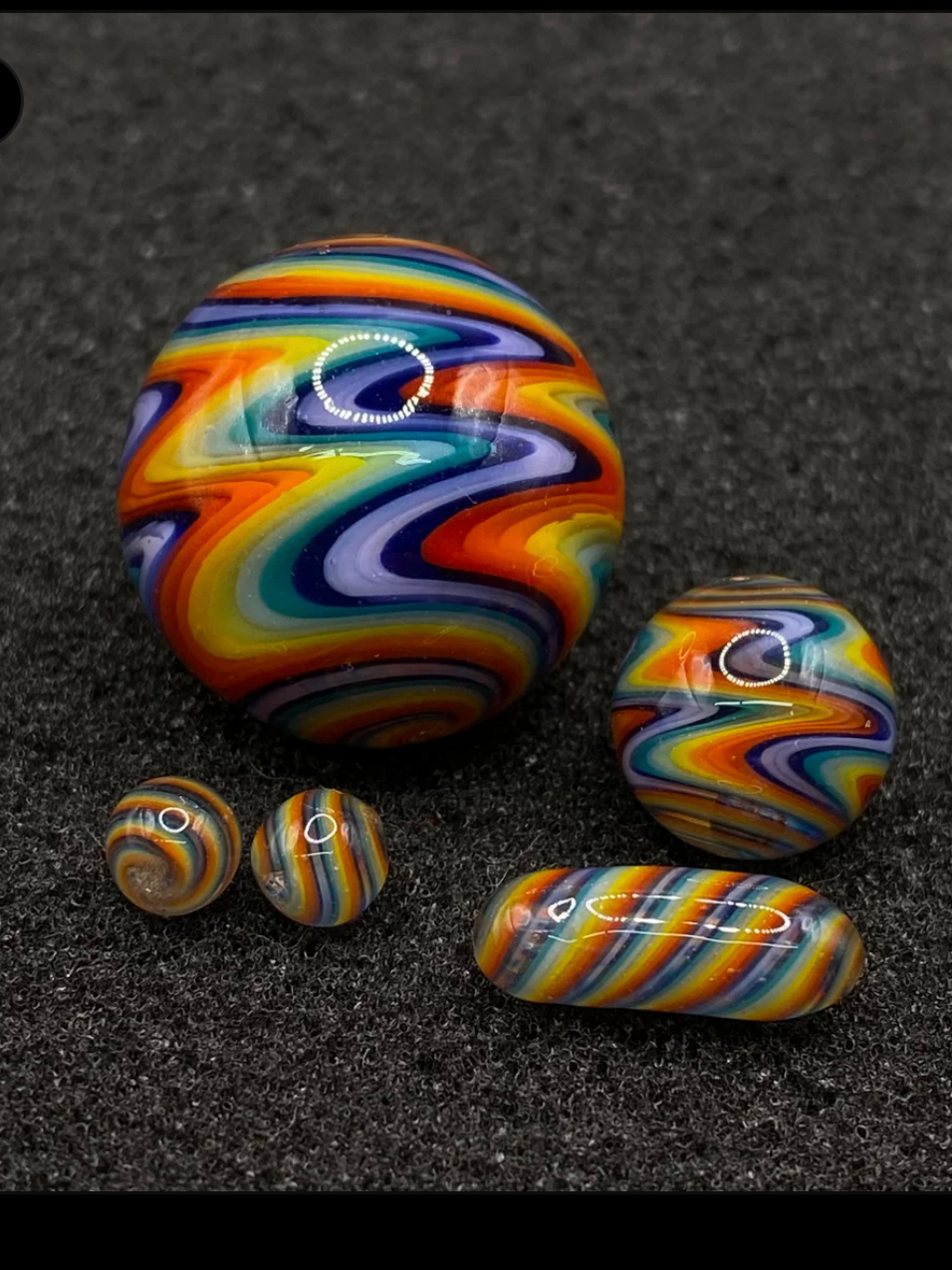 Preview pic of Wig Wag Marble Set - 5 Piece