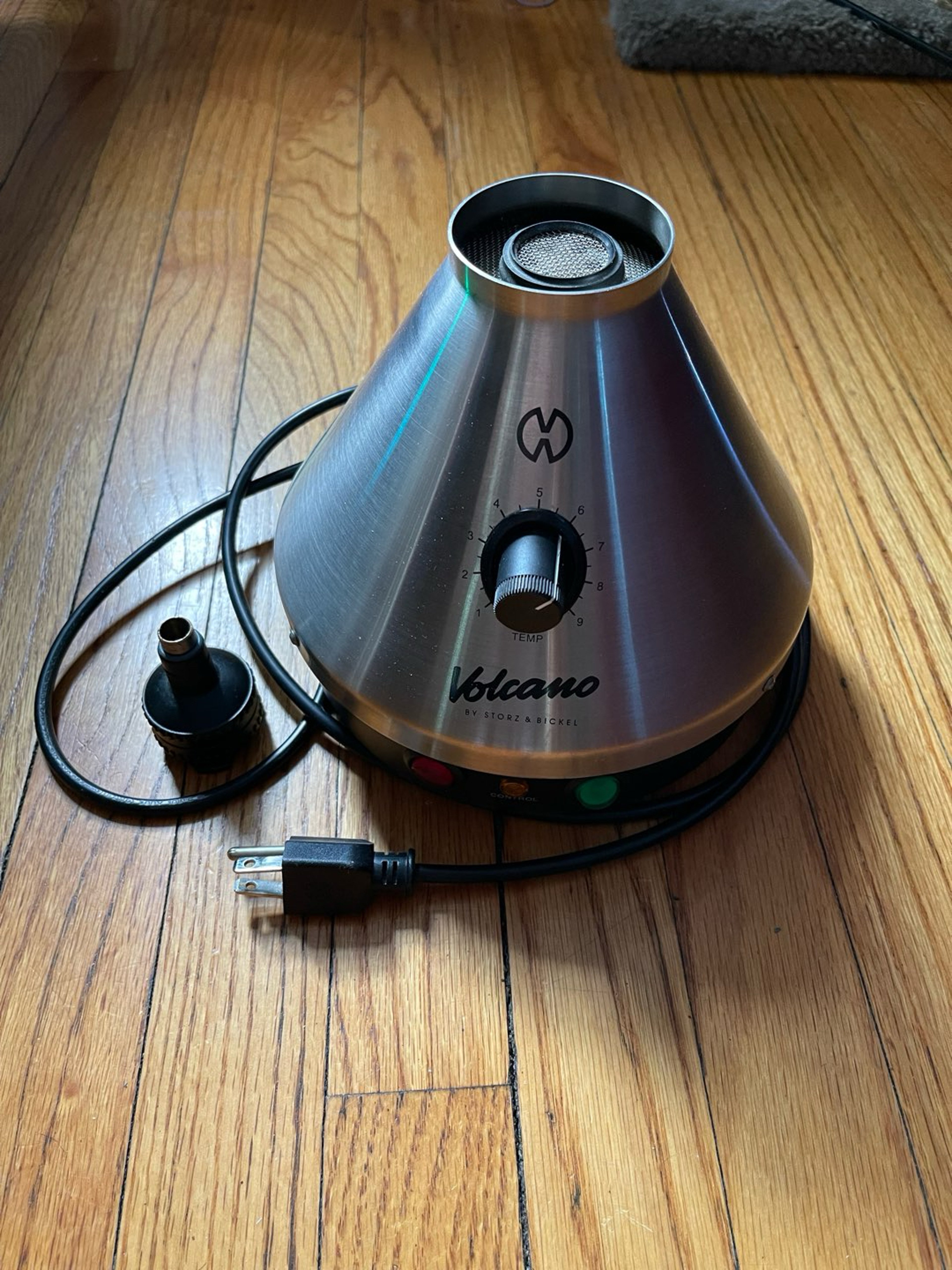Preview pic of Volcano Vaporizer Classic