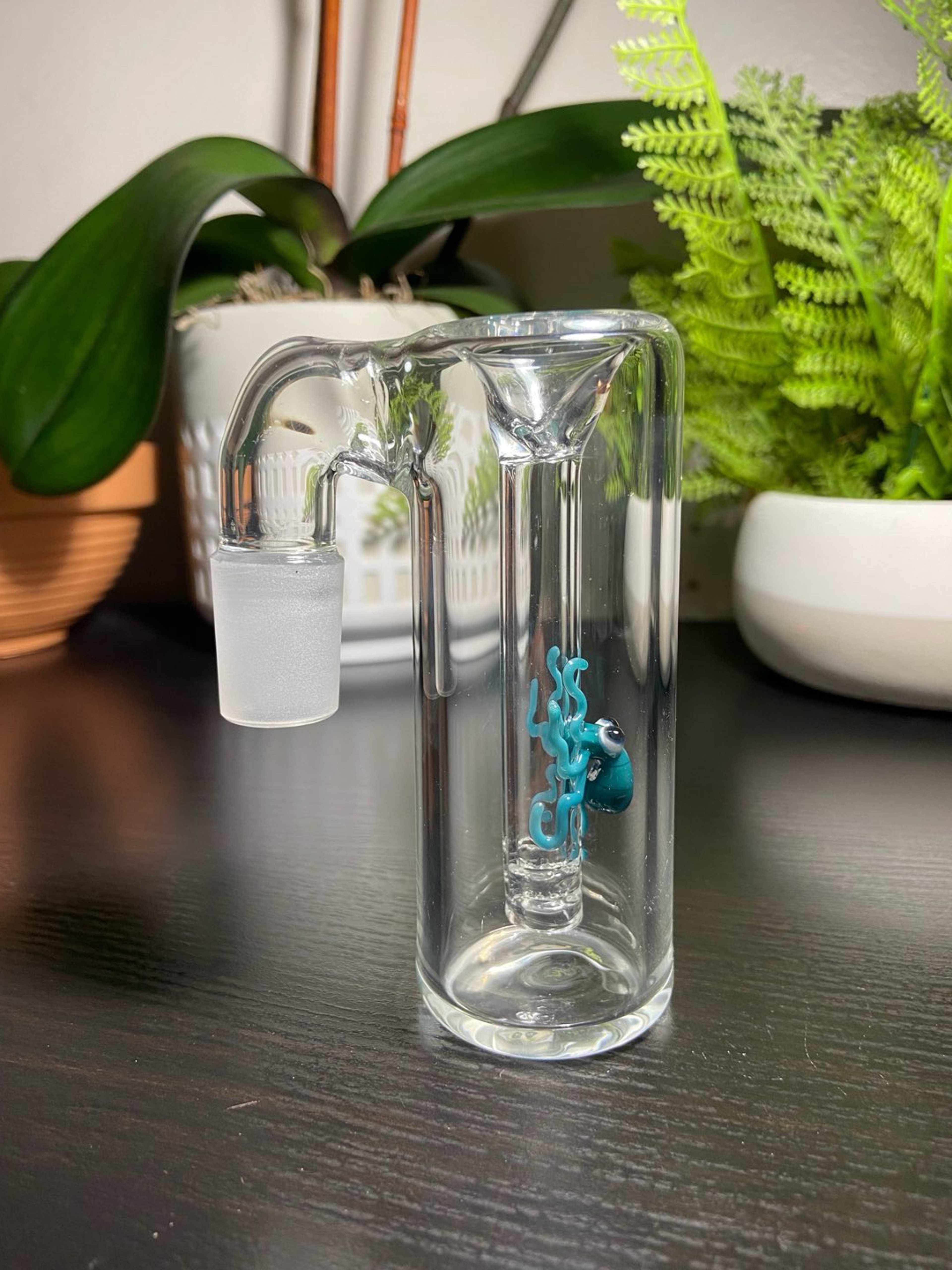 Preview pic of 18mm-90 degree Glass Ash catcher octopus