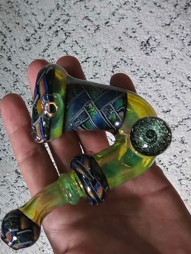 Preview pic of Unassimilated glass rainbow chip sherlock