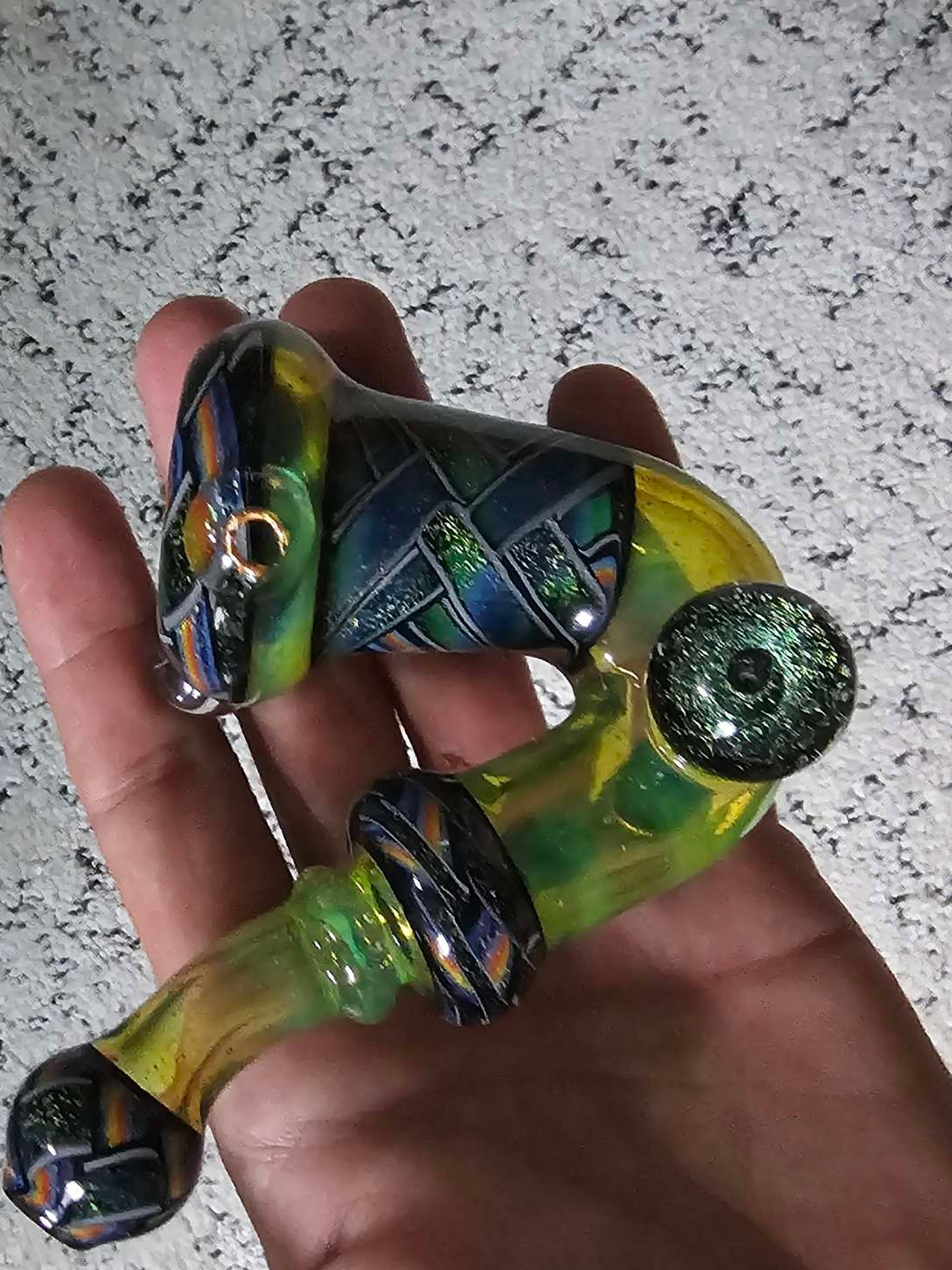 Preview pic of Unassimilated glass rainbow chip sherlock