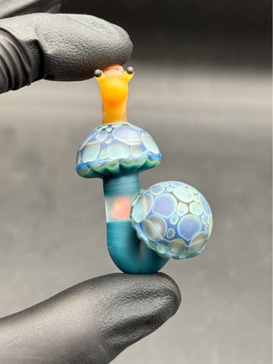 Preview pic of Mushroom traveler pendant