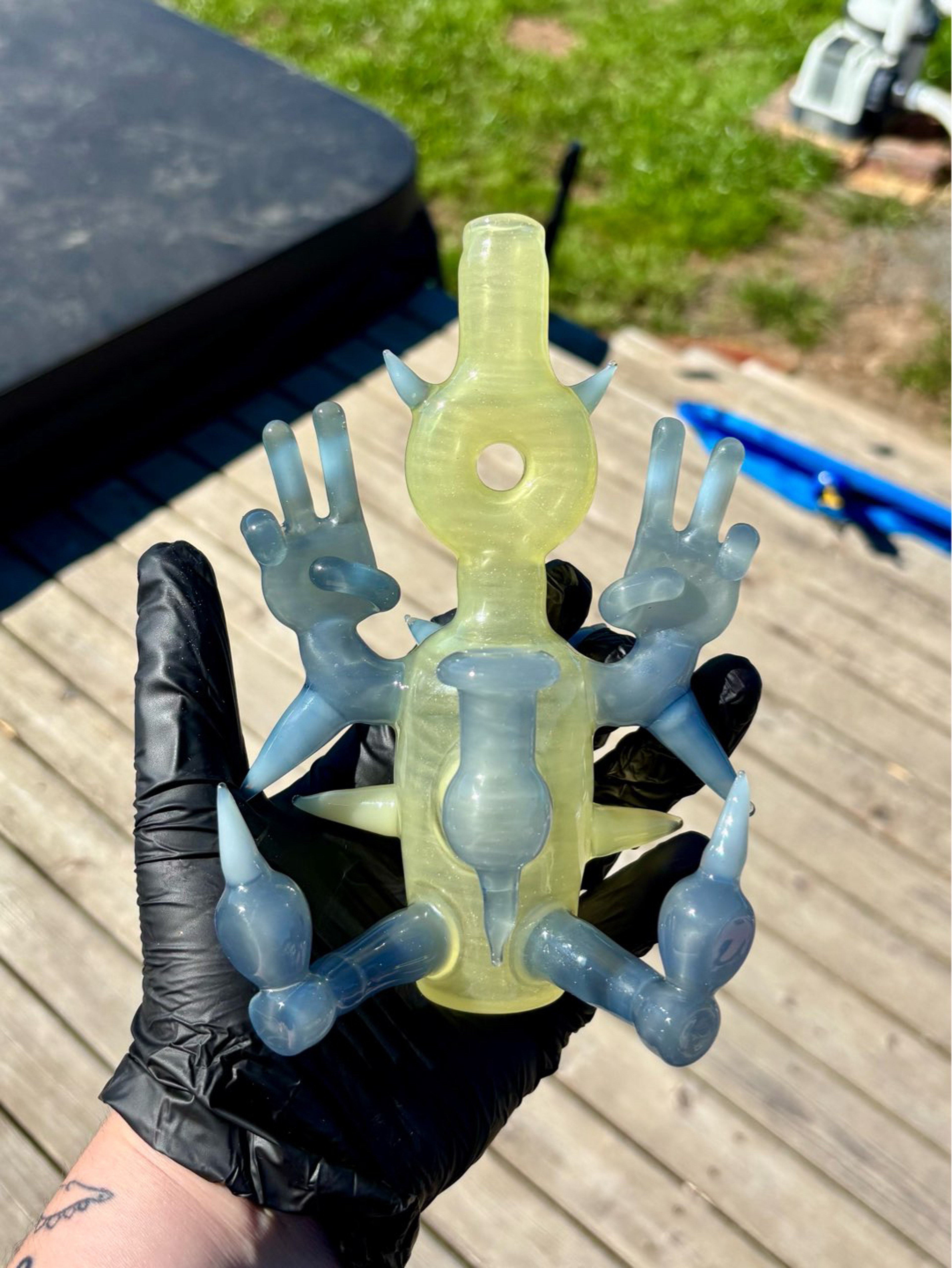 Preview pic of Spiky Cfl “Vibe Guide” by MjMeltz