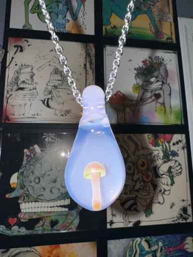 Preview pic of Mushroom implosion pendant