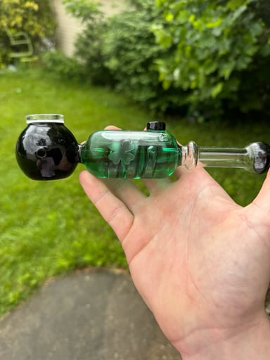 Preview pic of St. Patricks day freeze pipe hand pipe