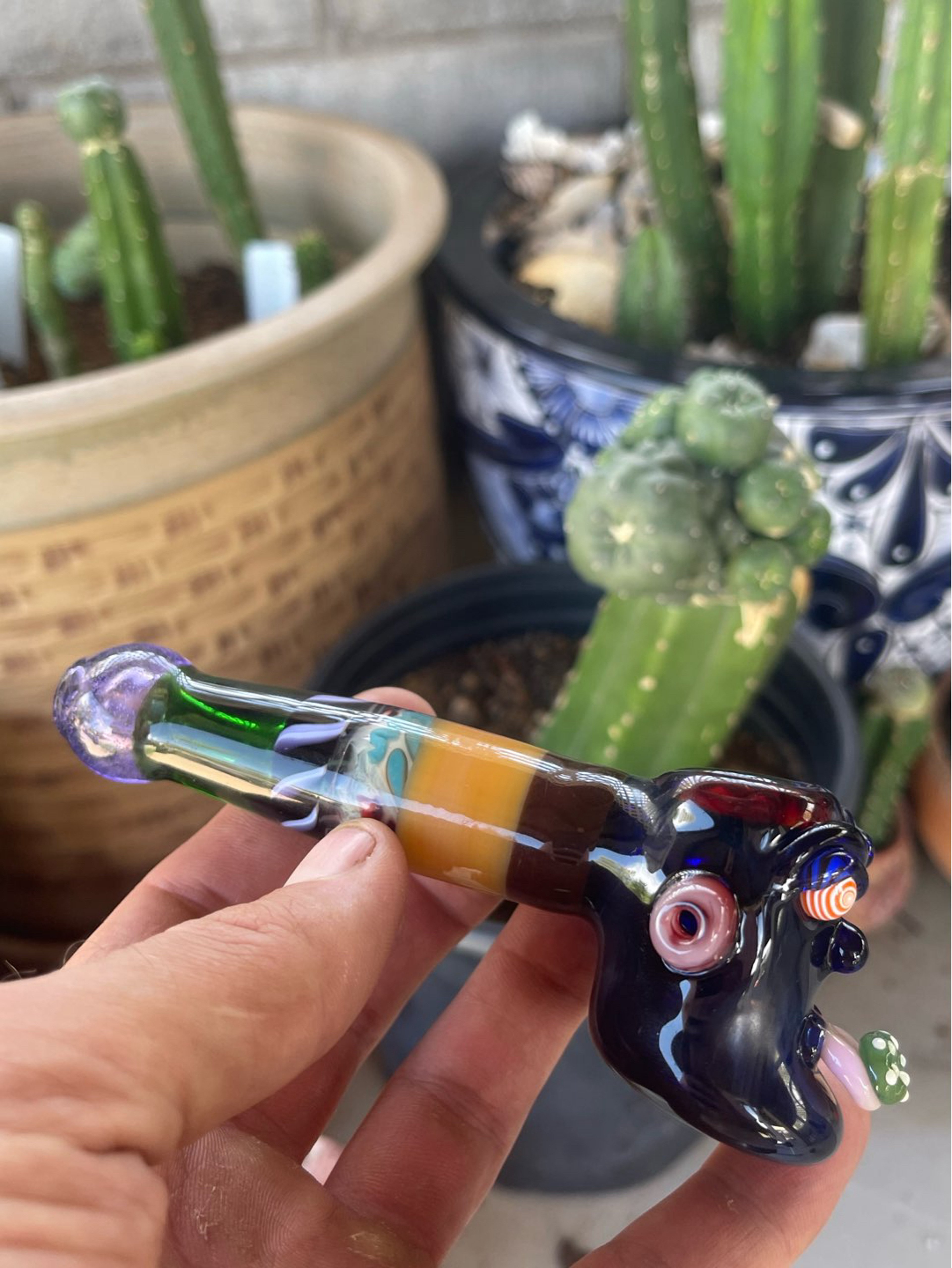 Preview pic of loph Licker - Craftsmithglass sculpted hammer dry pipe