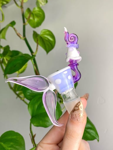 Preview pic of ☁️🔮HANNYA GLASS 🔮☁️
