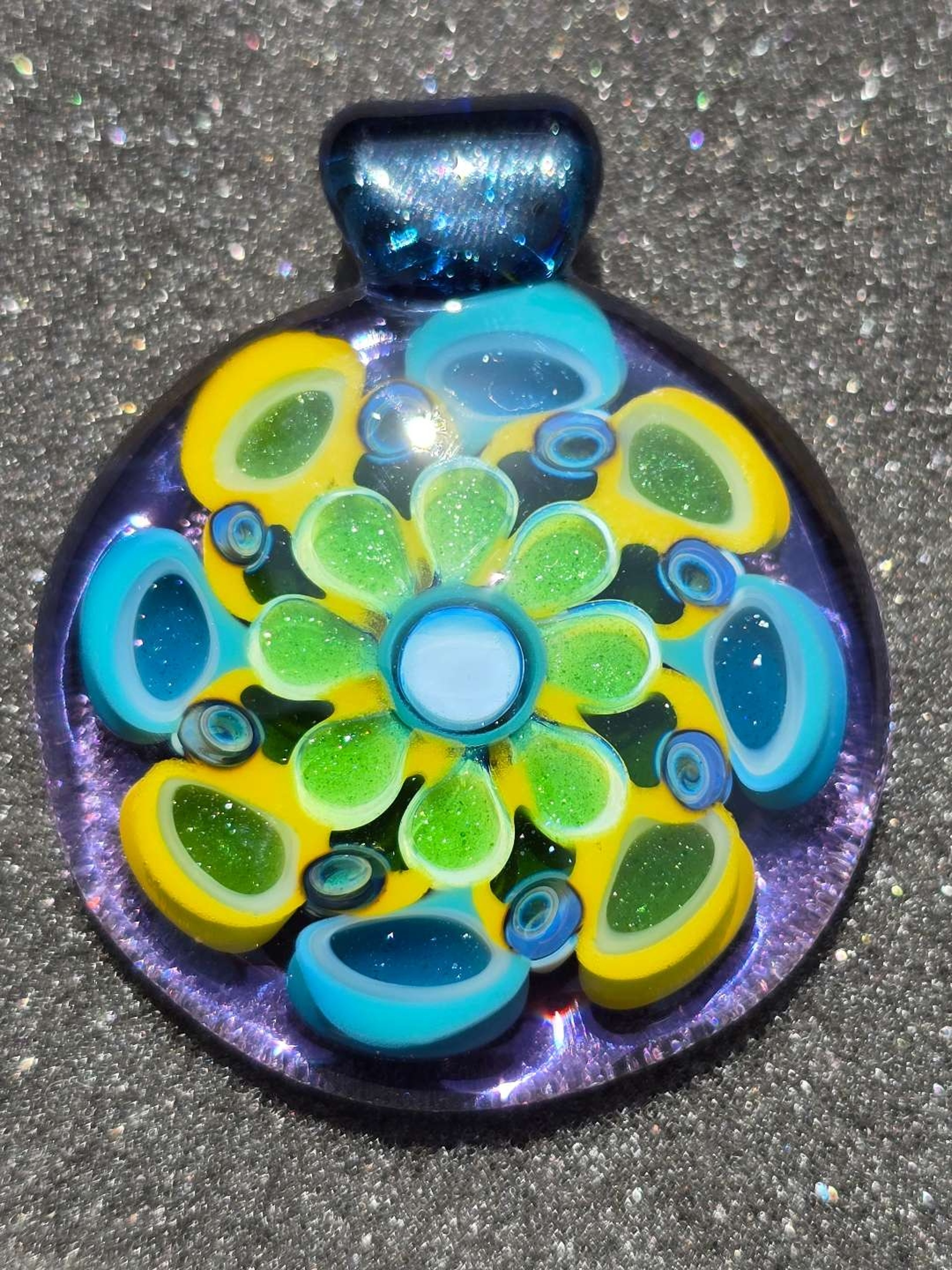 Preview pic of Dotstack Glass Pendant