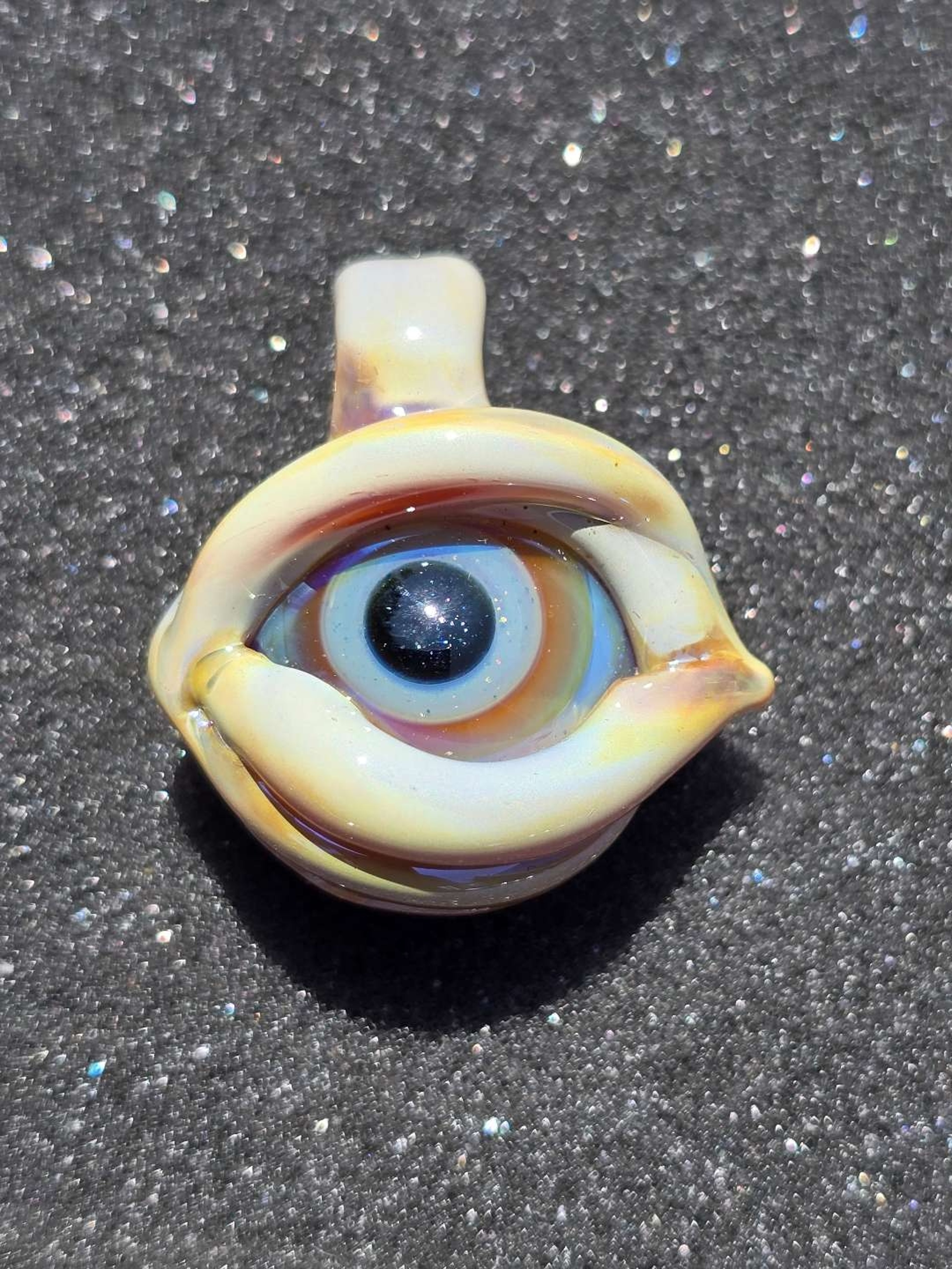 Preview pic of Glass Eye Pendant