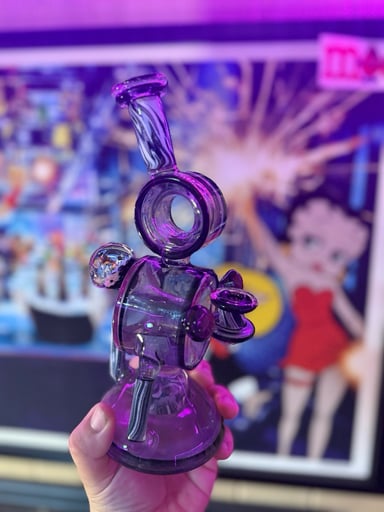 Preview pic of Visionary Glass (rich villa)* Maxed Out 2024 Glass Vegas Entry