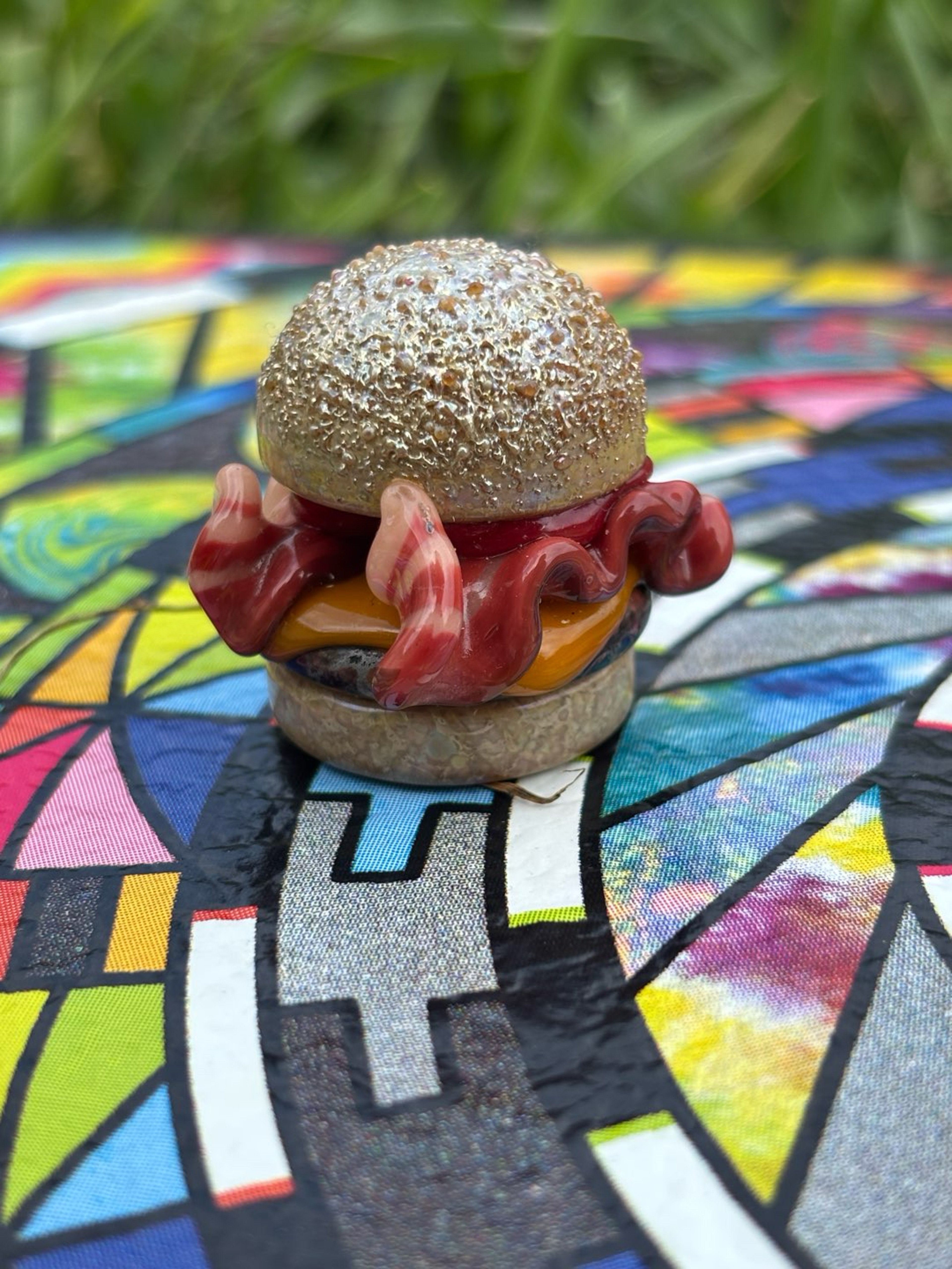 Preview pic of Rosburg pendant