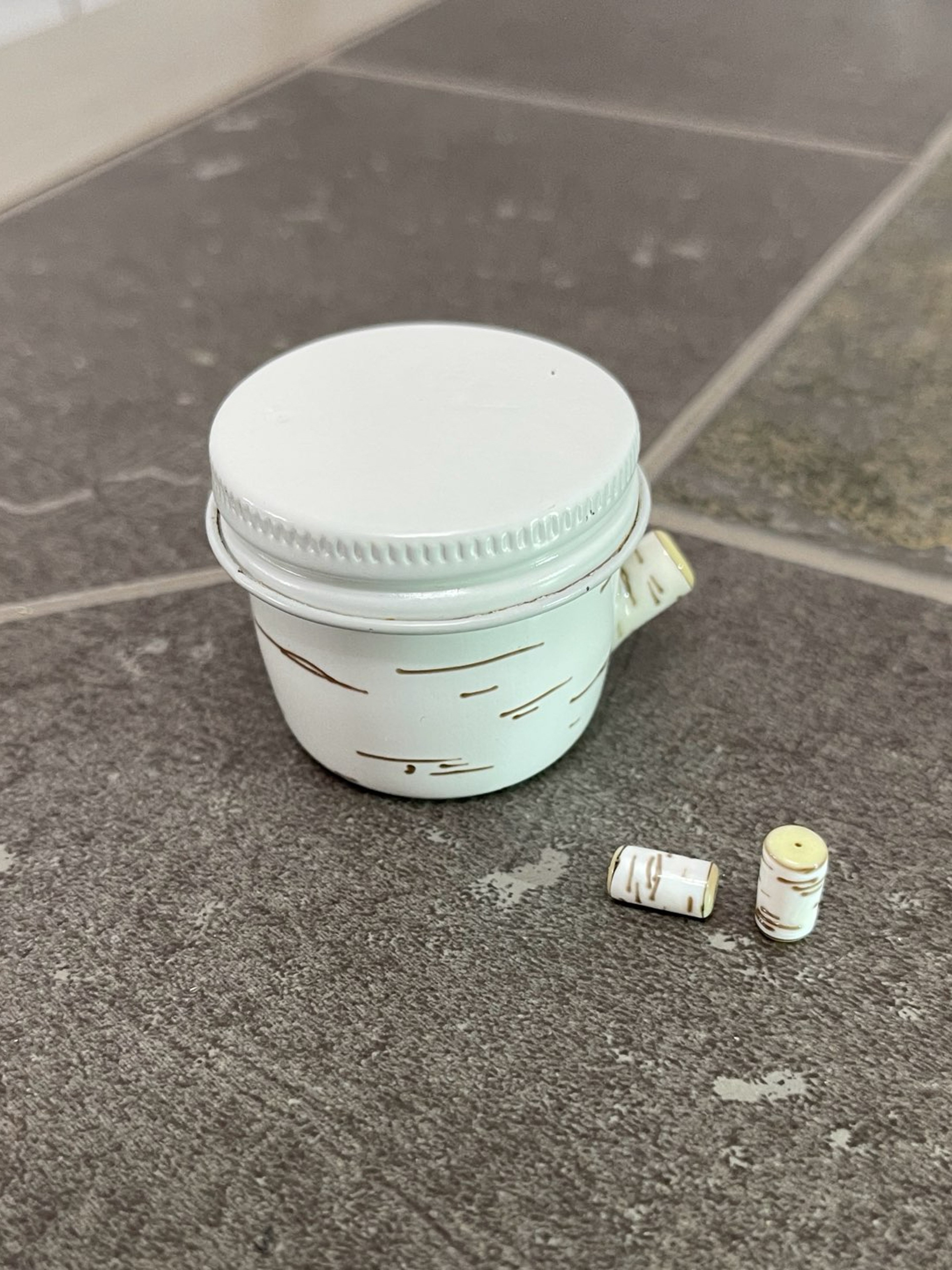 Preview pic of Foster Glass Birch Jar