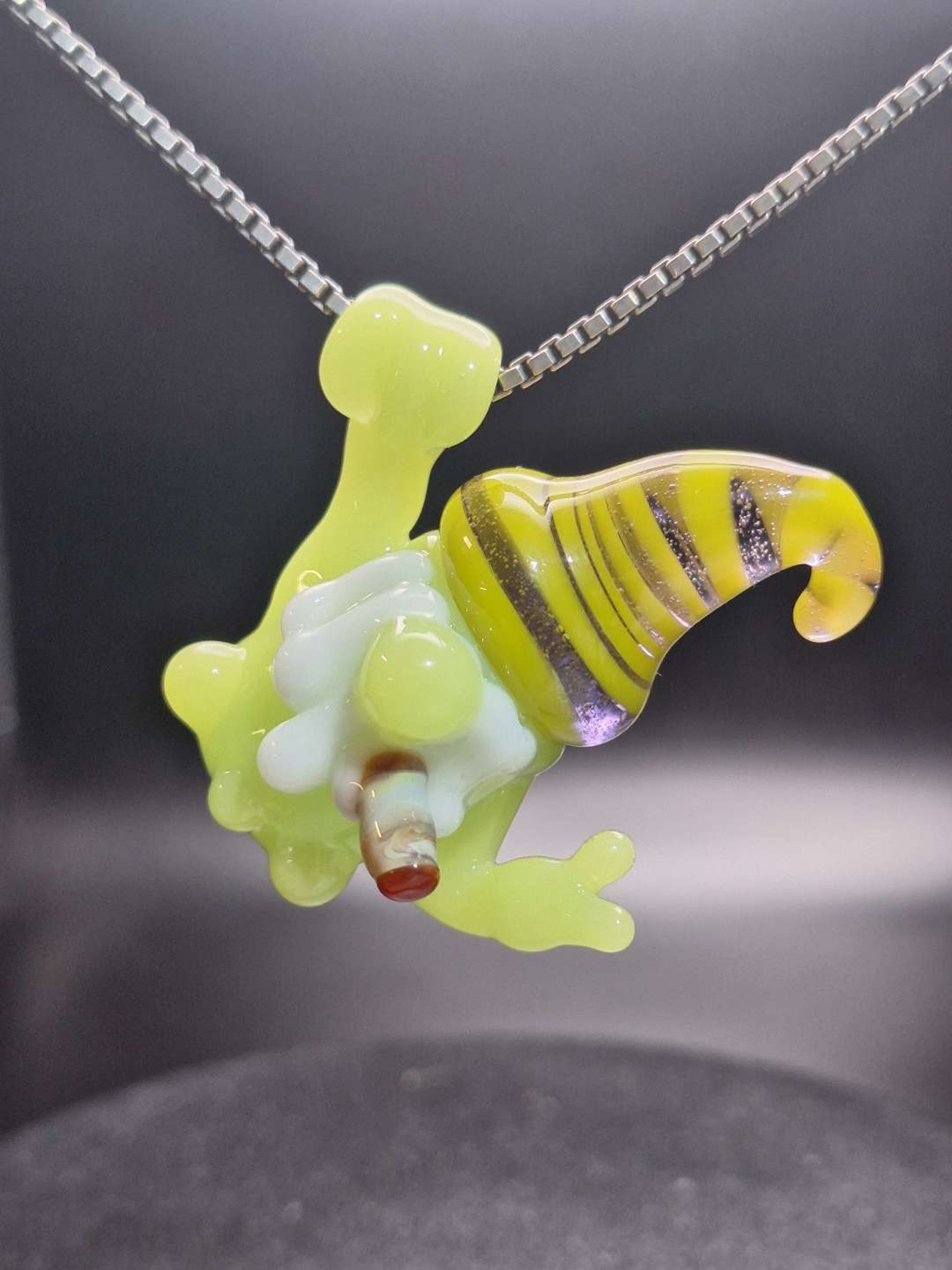 Preview pic of CFL Naughty Gnome