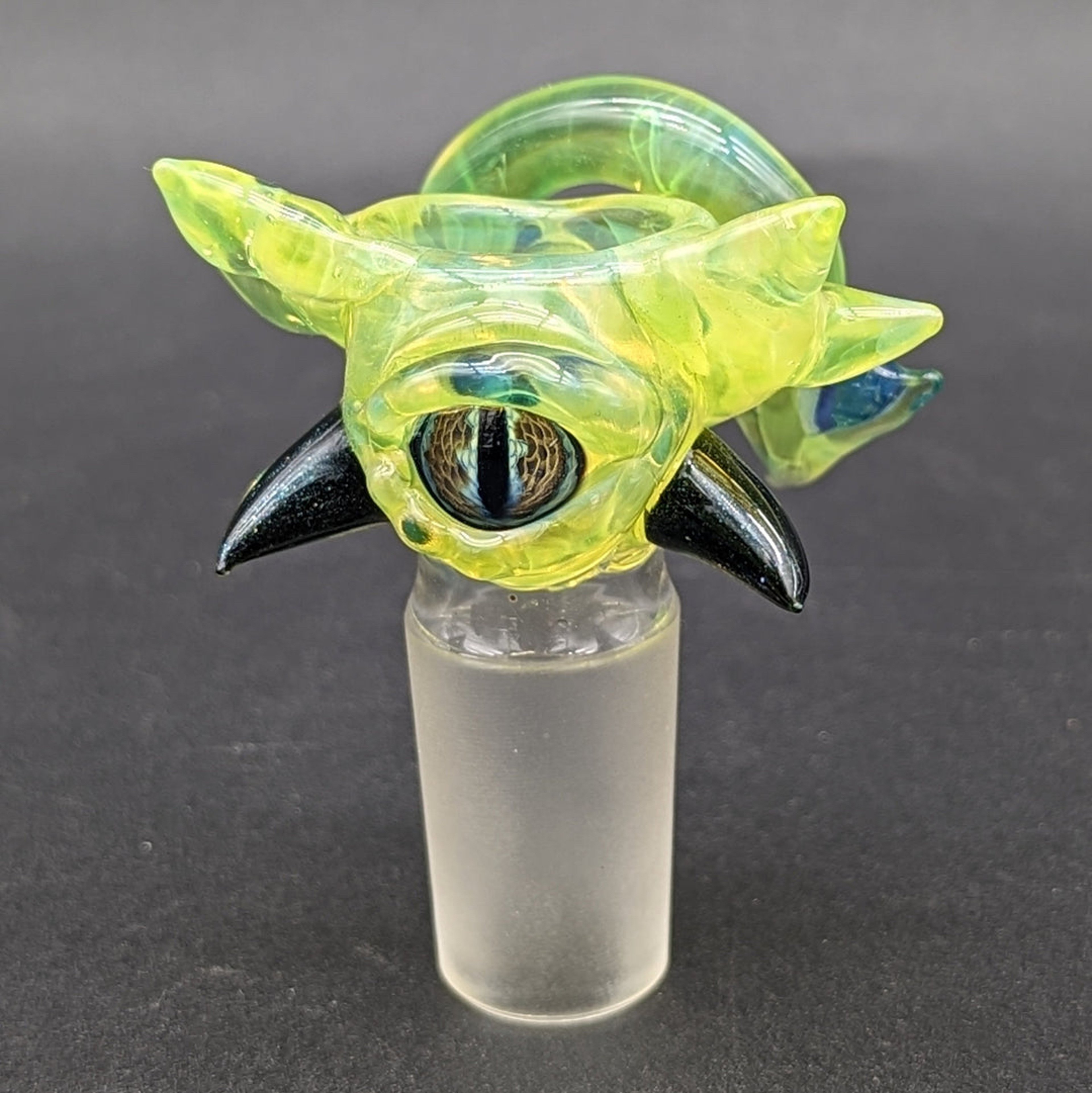 Preview pic of UV 4 HOLE MAKO GLASS 18MM DRAGON BOWL / SLIDE
