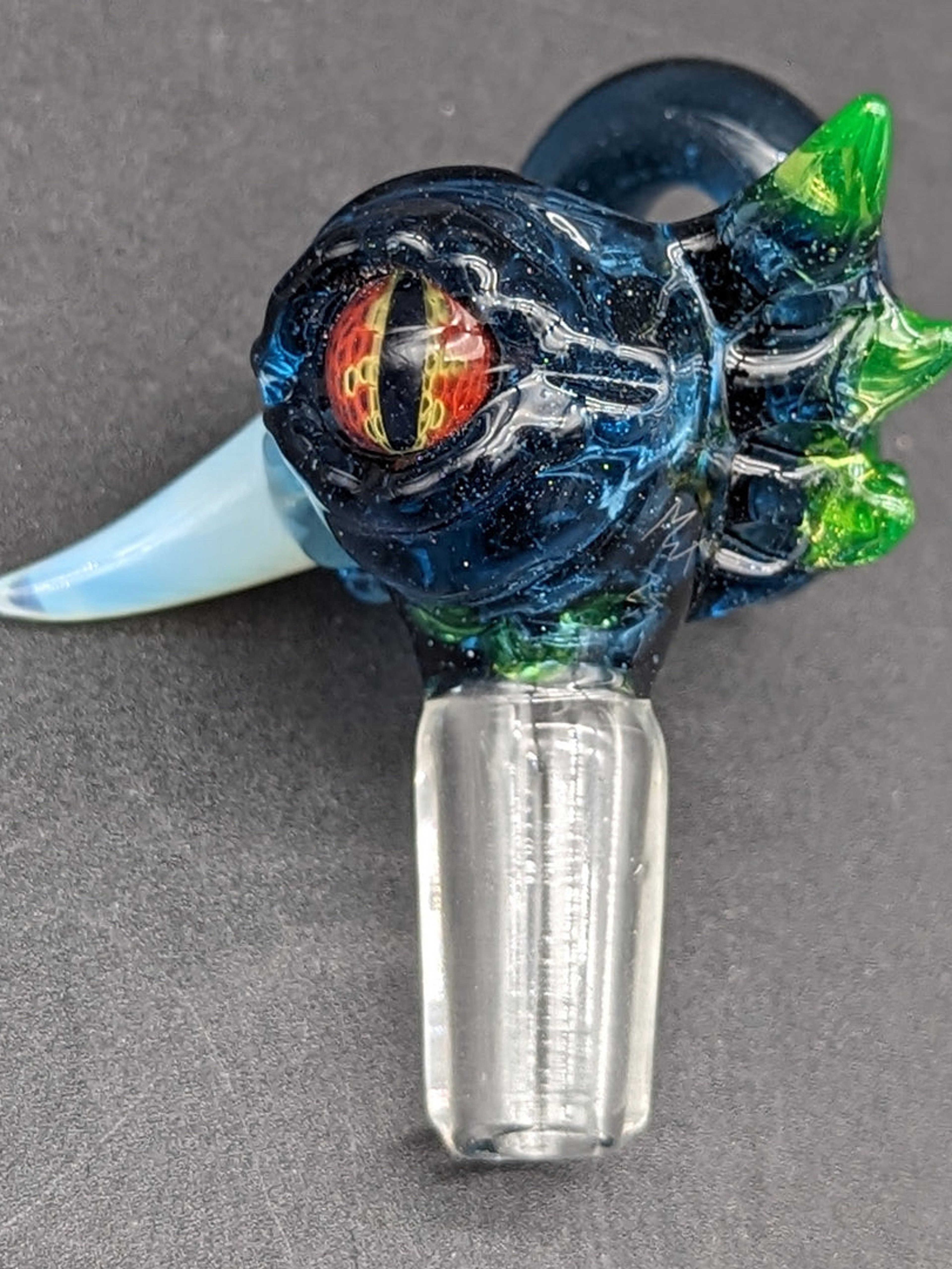 Preview pic of 3 HOLE MAKO GLASS 14MM DRAGON BOWL / SLIDE
