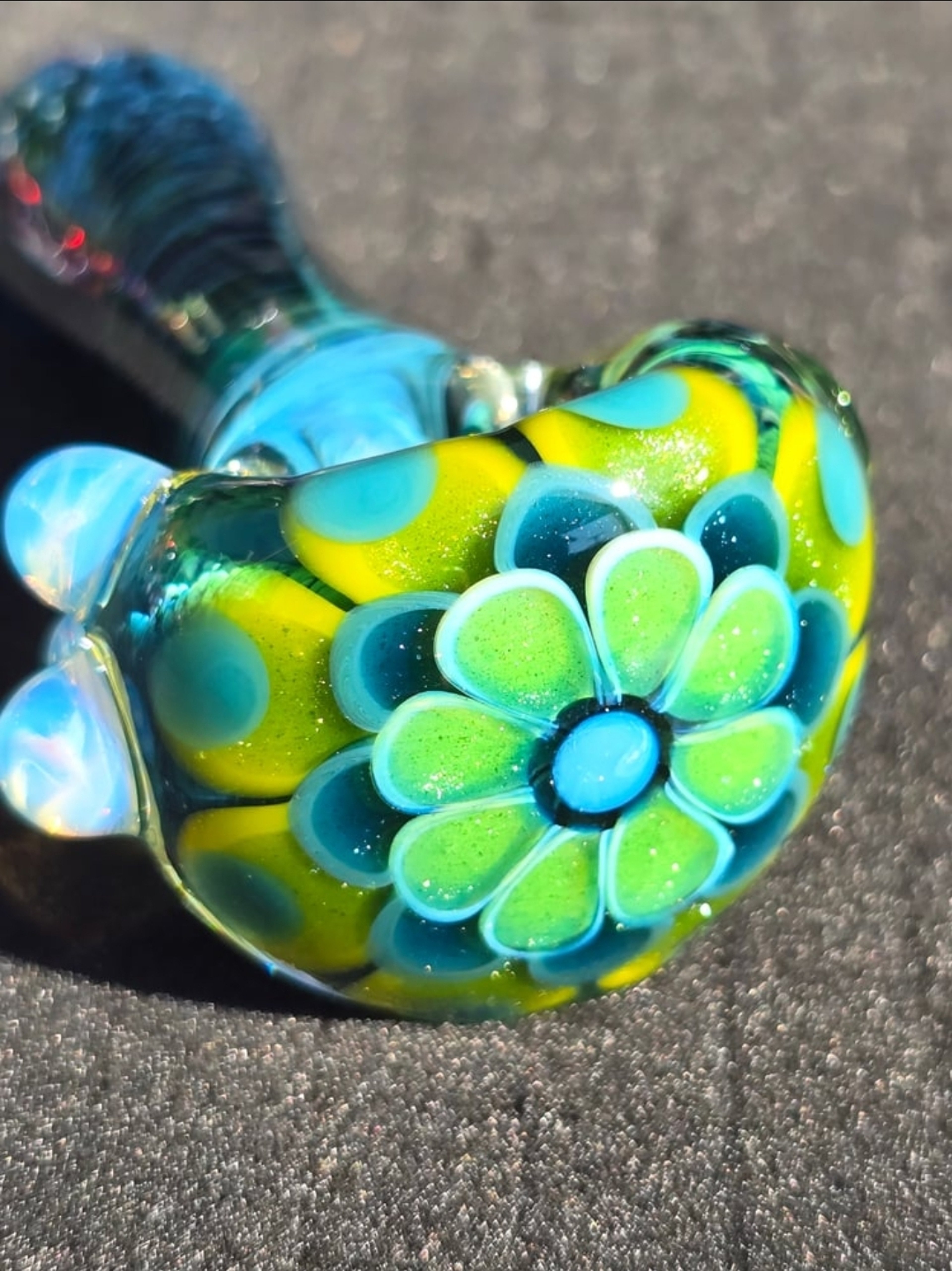 Preview pic of Dotstack Glass Pipe