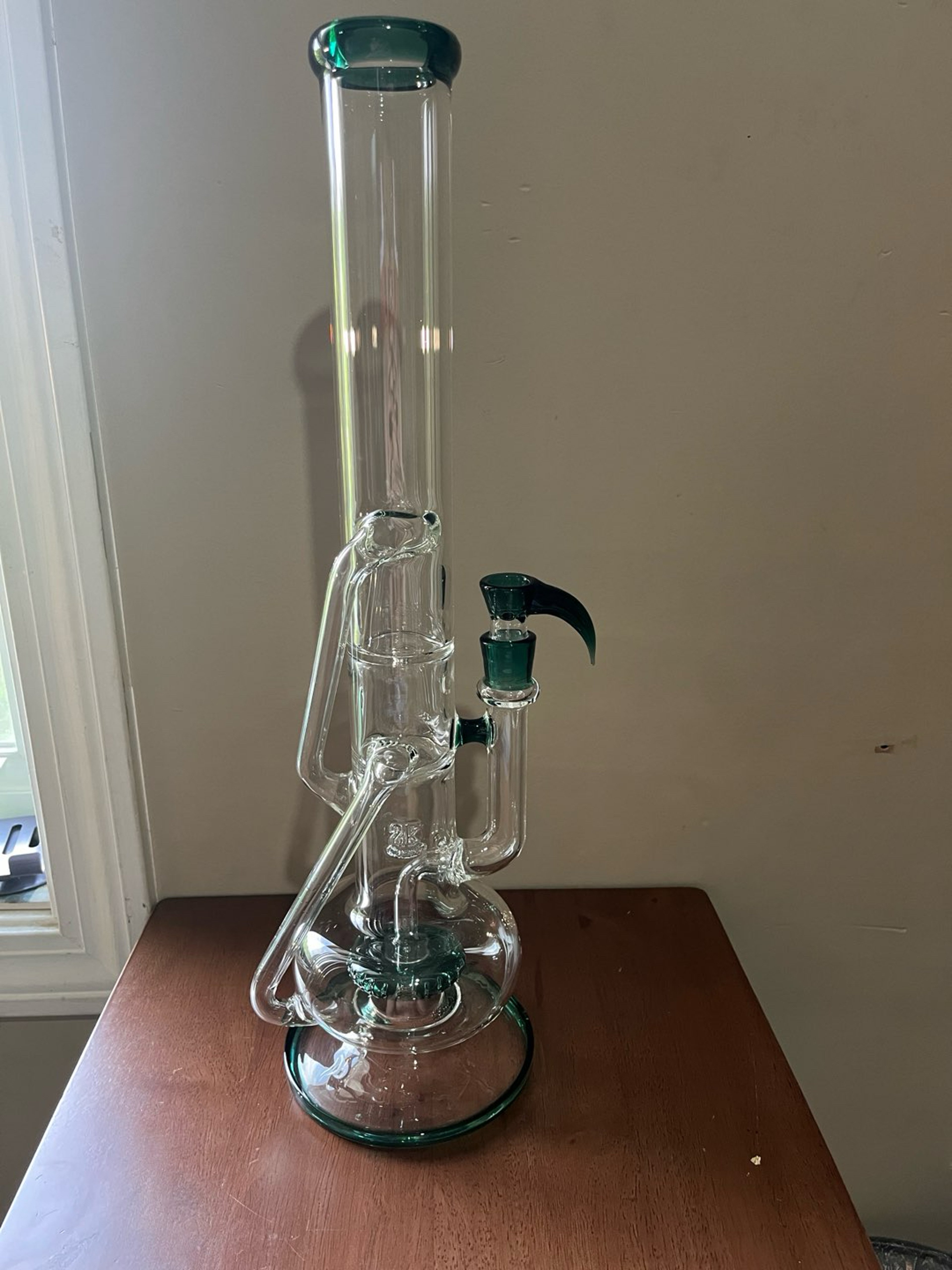 Preview pic of 2k glass art 1 of 1 shower head