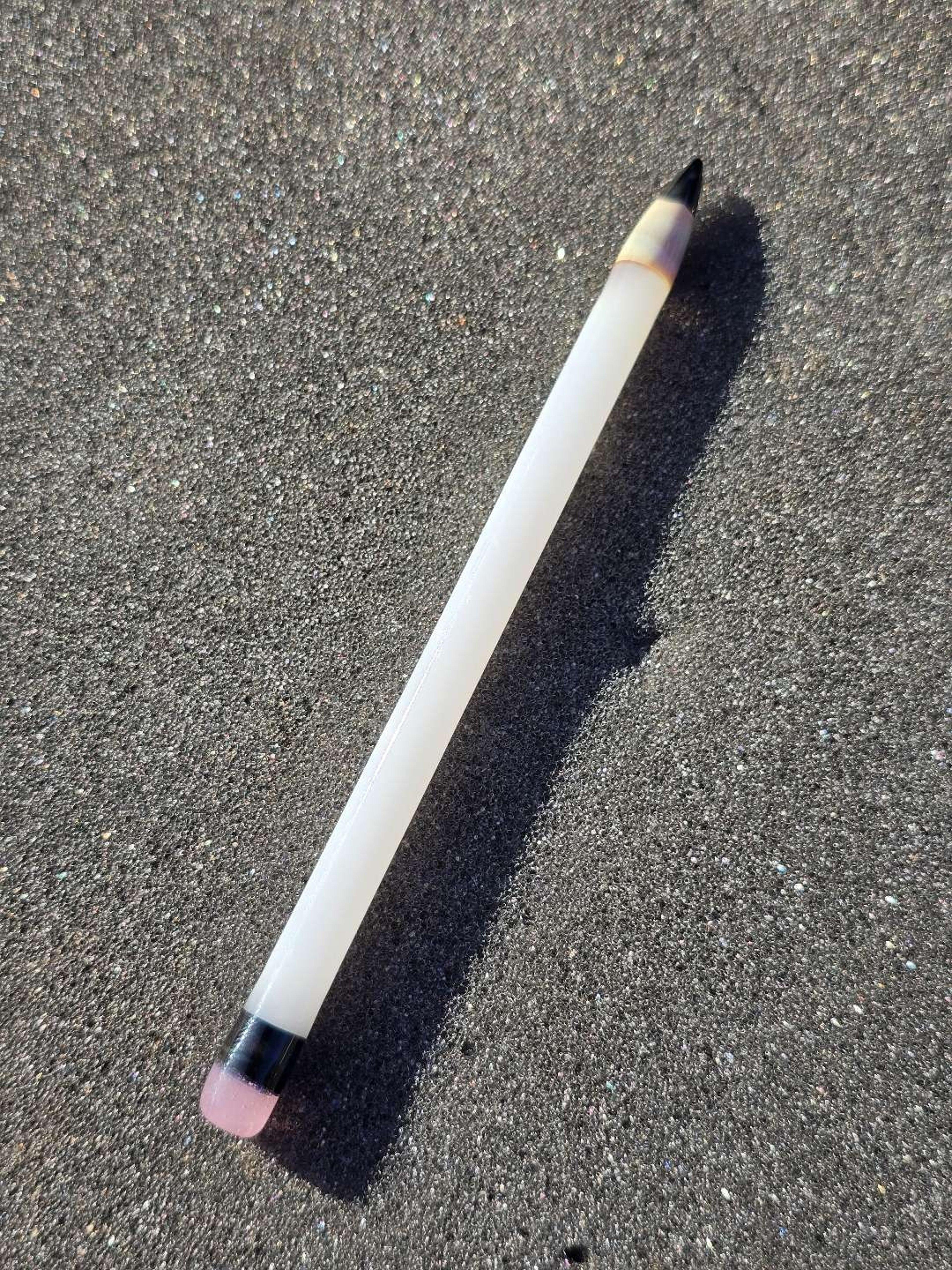 Preview pic of White Pencil Dabber
