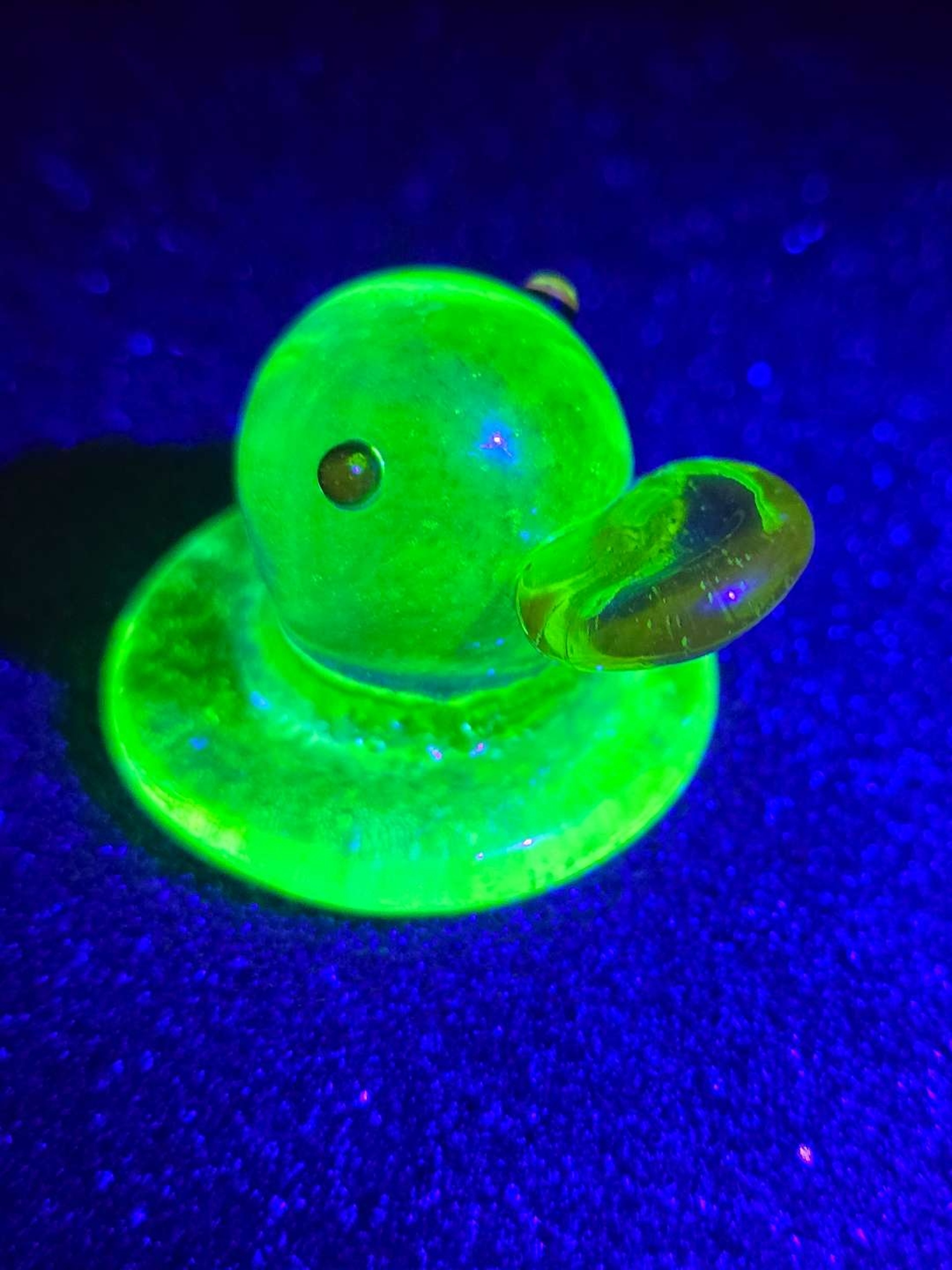 Preview pic of UV Reactive Duck Carb Cap