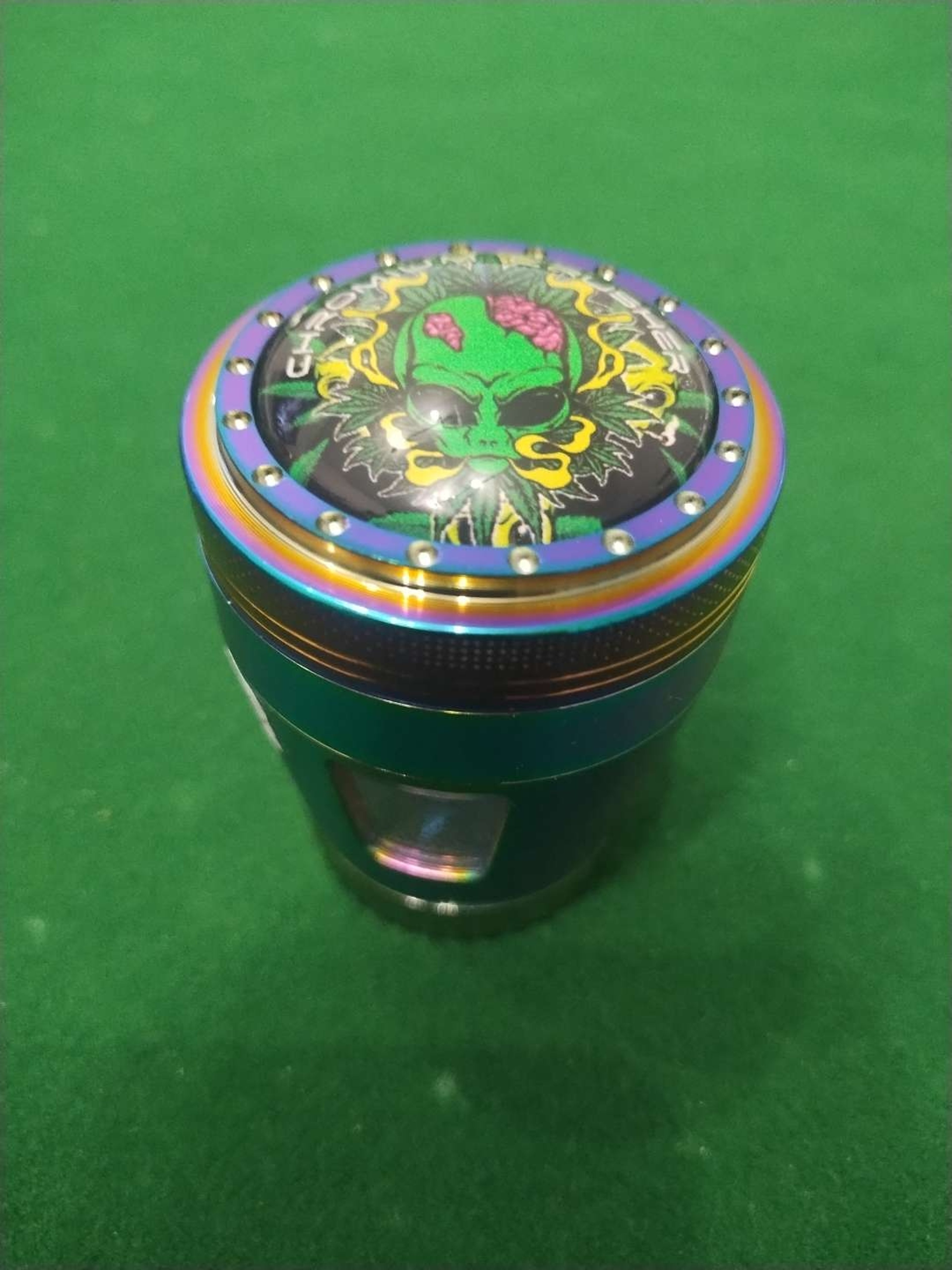 Preview pic of Alien grinder