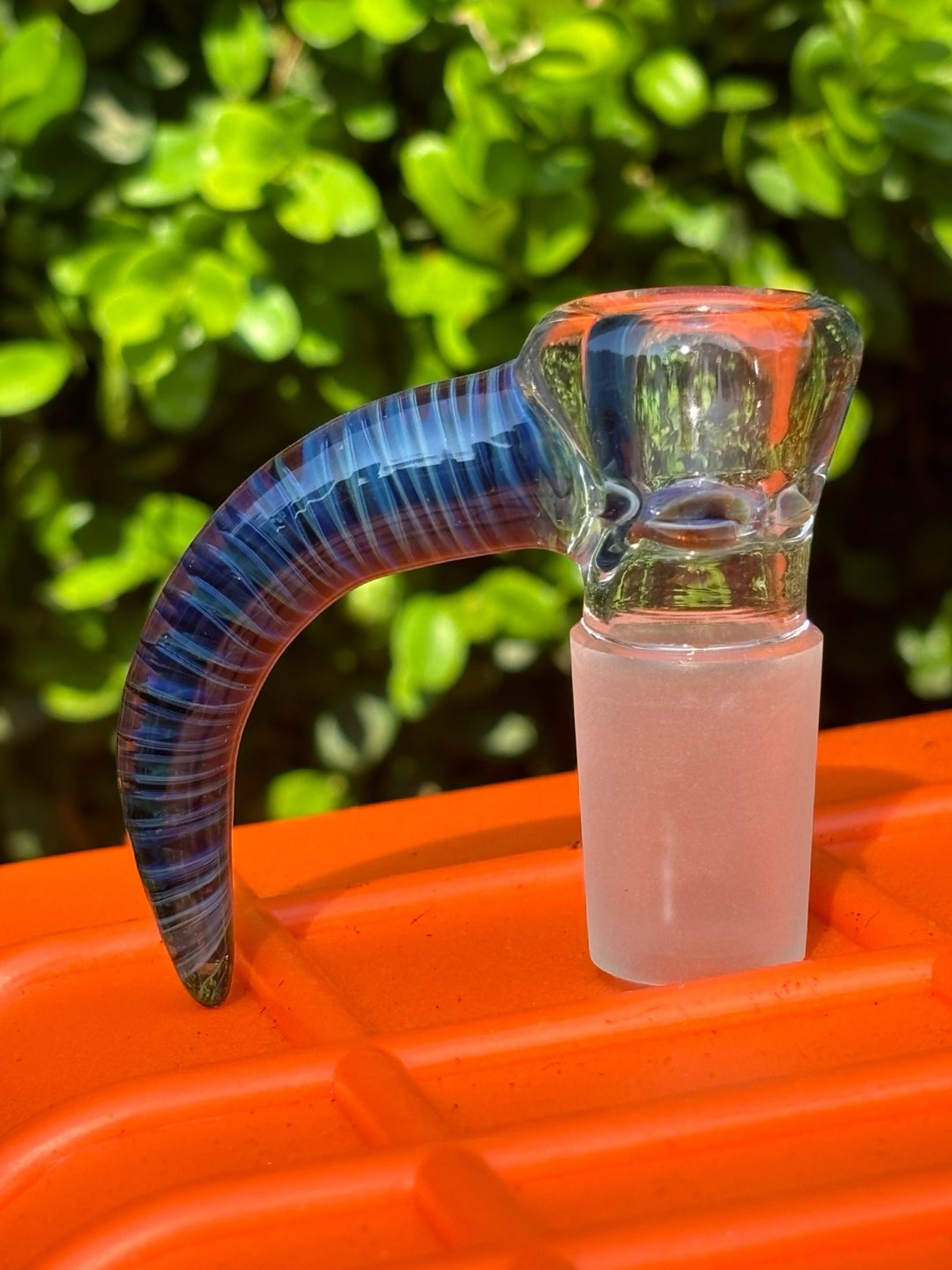 Preview pic of 4 hole blue horn