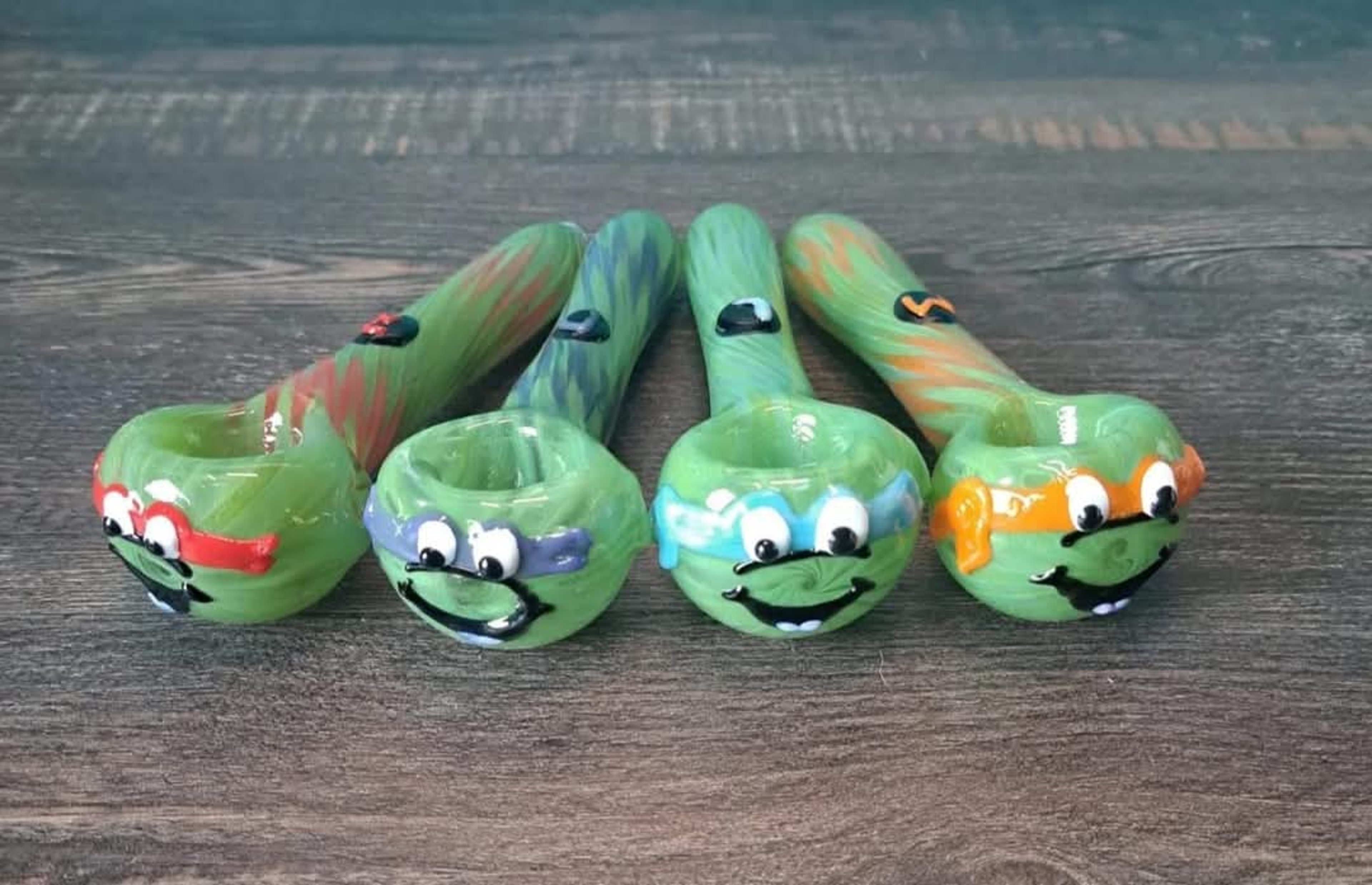 Preview pic of Ninja turtle spoon- Raphael